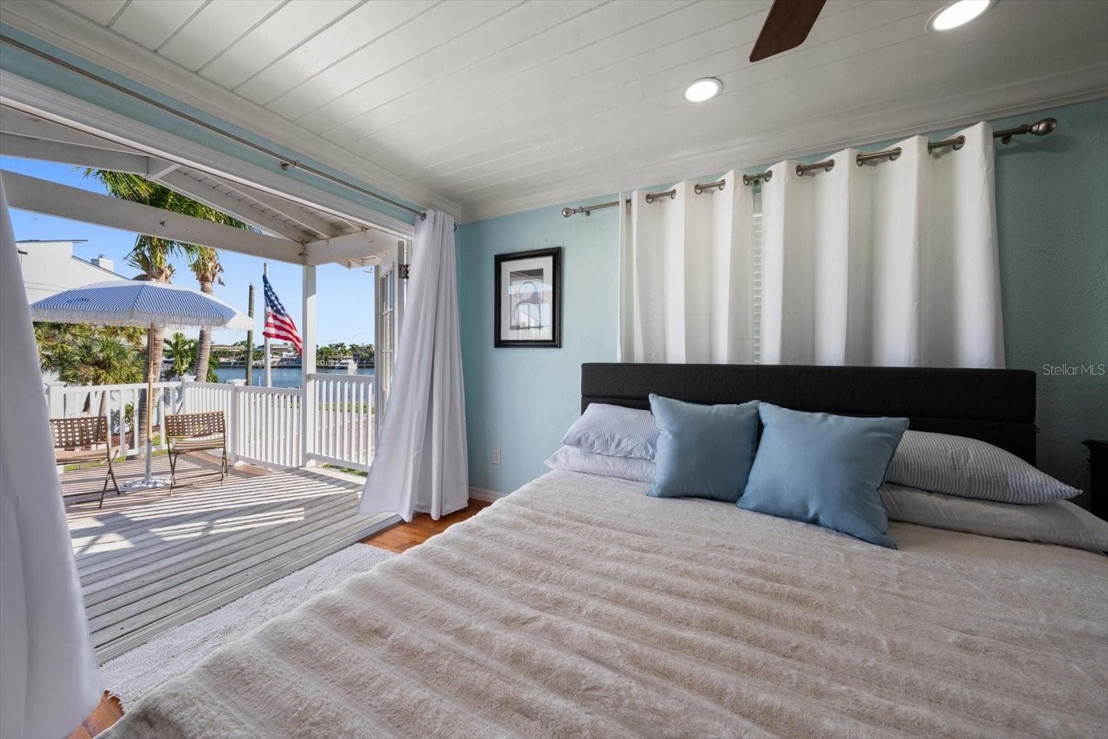 Single Family Residence at 115 99TH AVE, TREASURE ISLAND, photo 25 of 73
