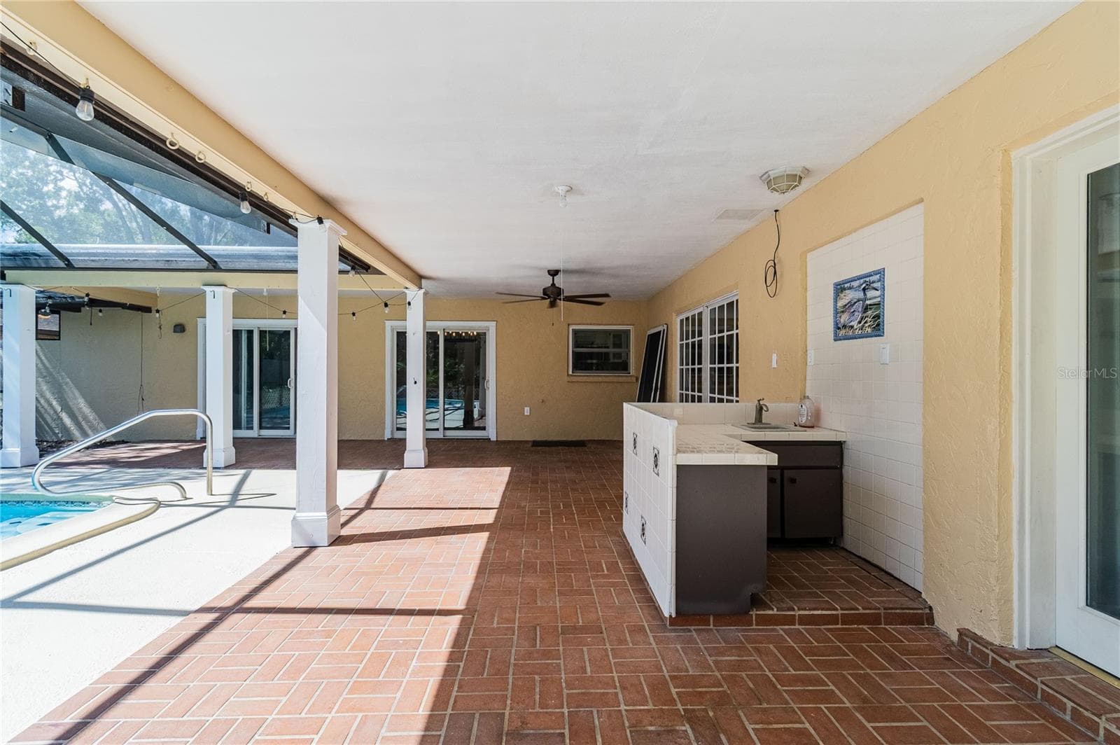 Single Family Residence at 4502 SUGARTREE DR W, LAKELAND, photo 13 of 48