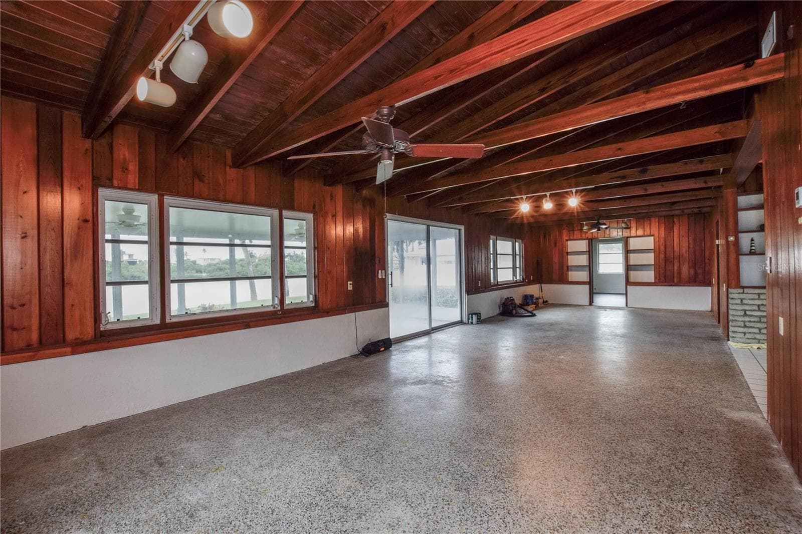 Single Family Residence at 321 BAYSHORE RD, NOKOMIS, photo 18 of 48
