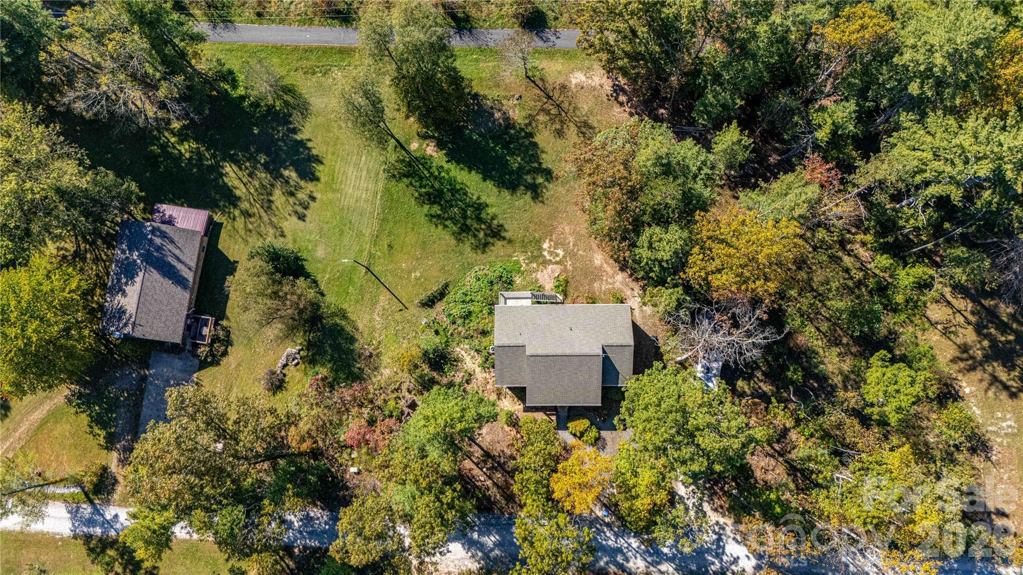 Single Family Residence at 3 Edna Oaks Road, Hendersonville, photo 37 of 43