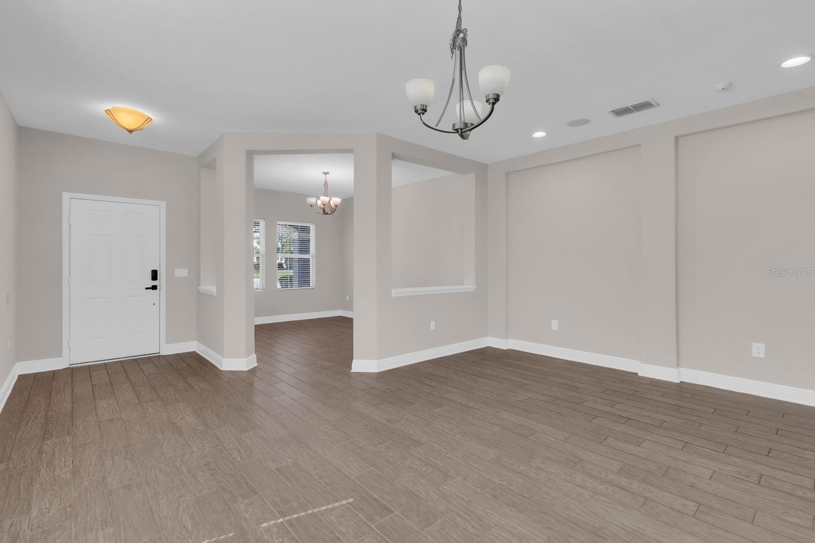 Single Family Residence at 8061 PLEASANT PINE CIR, WINTER PARK, photo 7 of 43