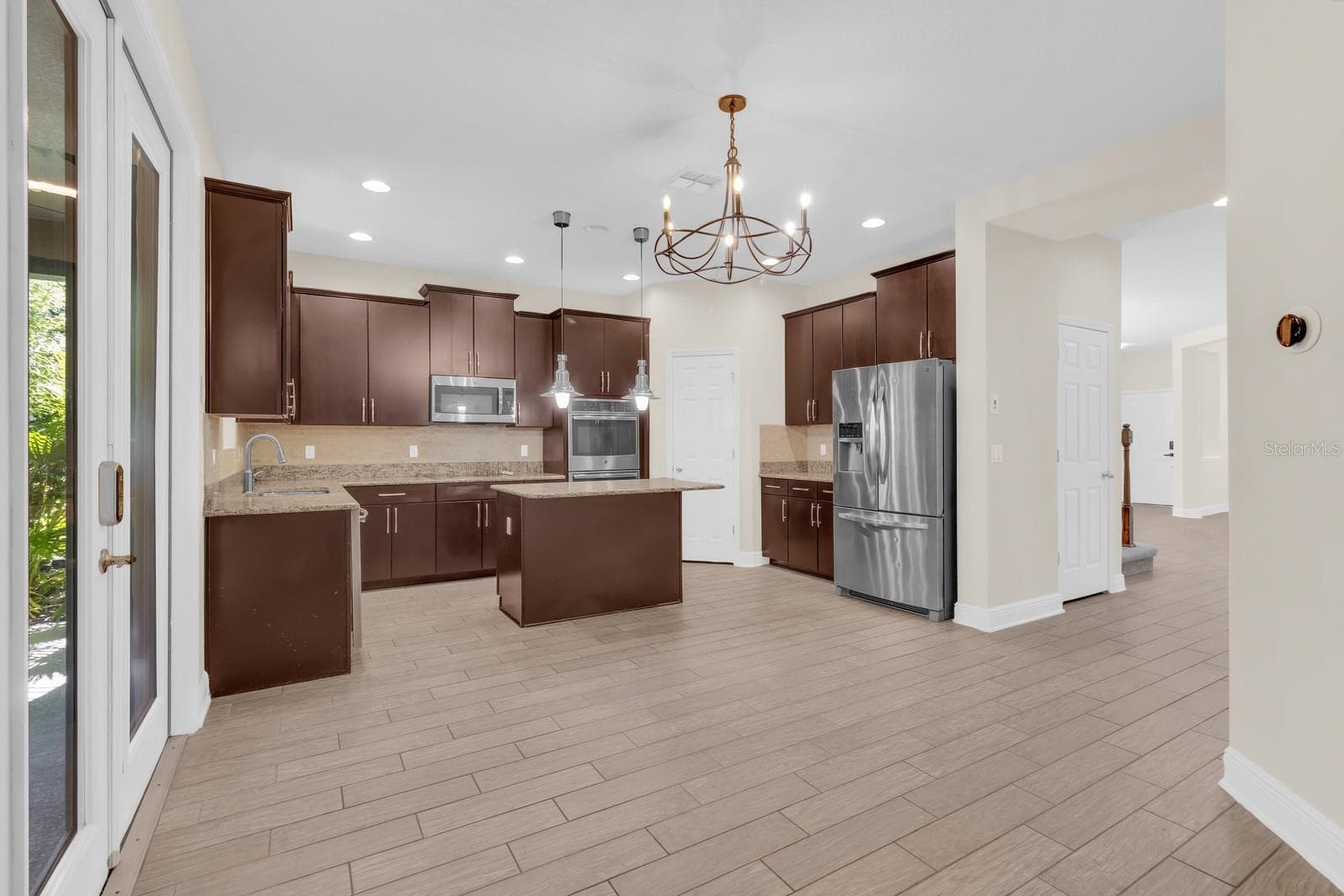 Single Family Residence at 8061 PLEASANT PINE CIR, WINTER PARK, photo 15 of 43