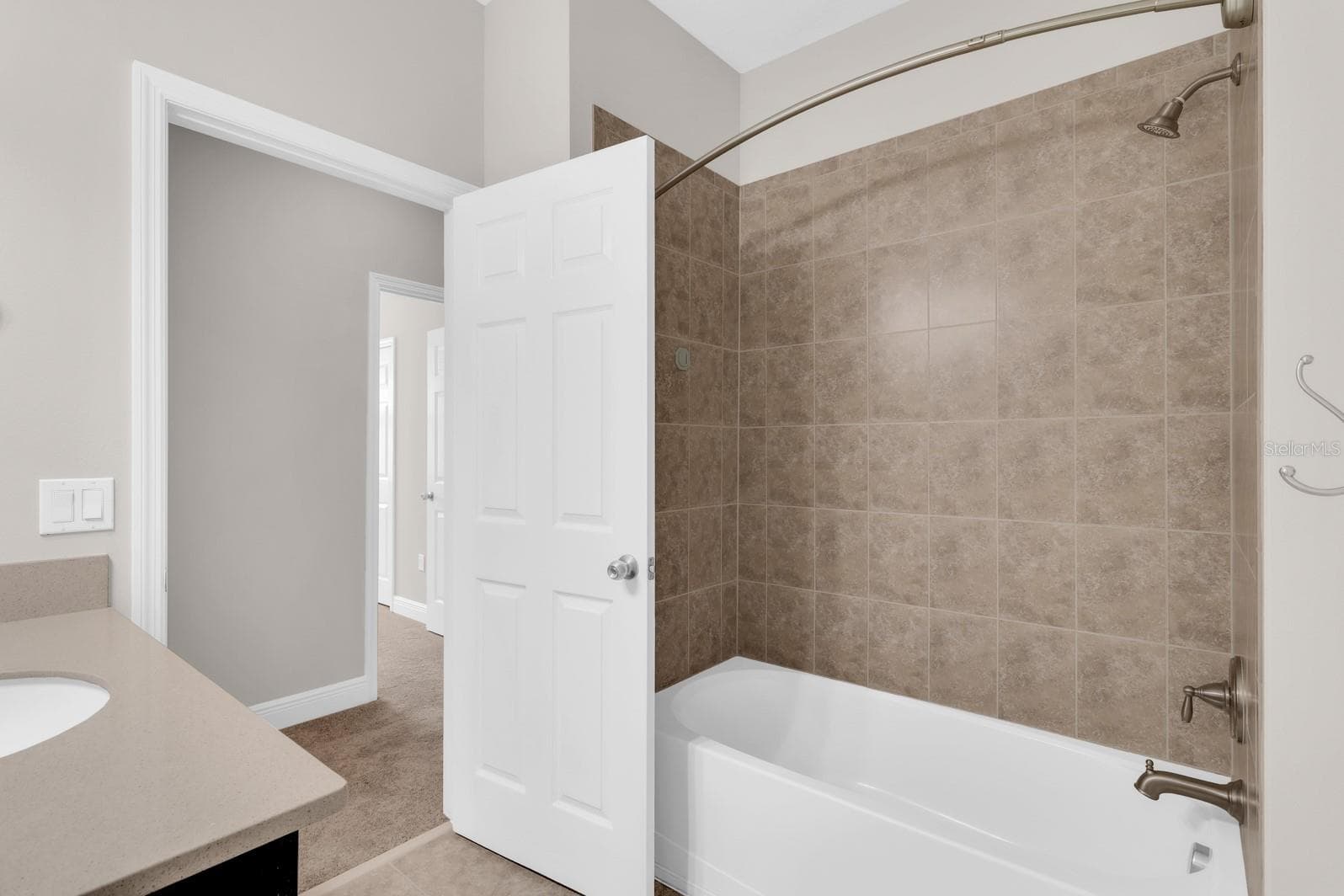 Single Family Residence at 8061 PLEASANT PINE CIR, WINTER PARK, photo 24 of 43