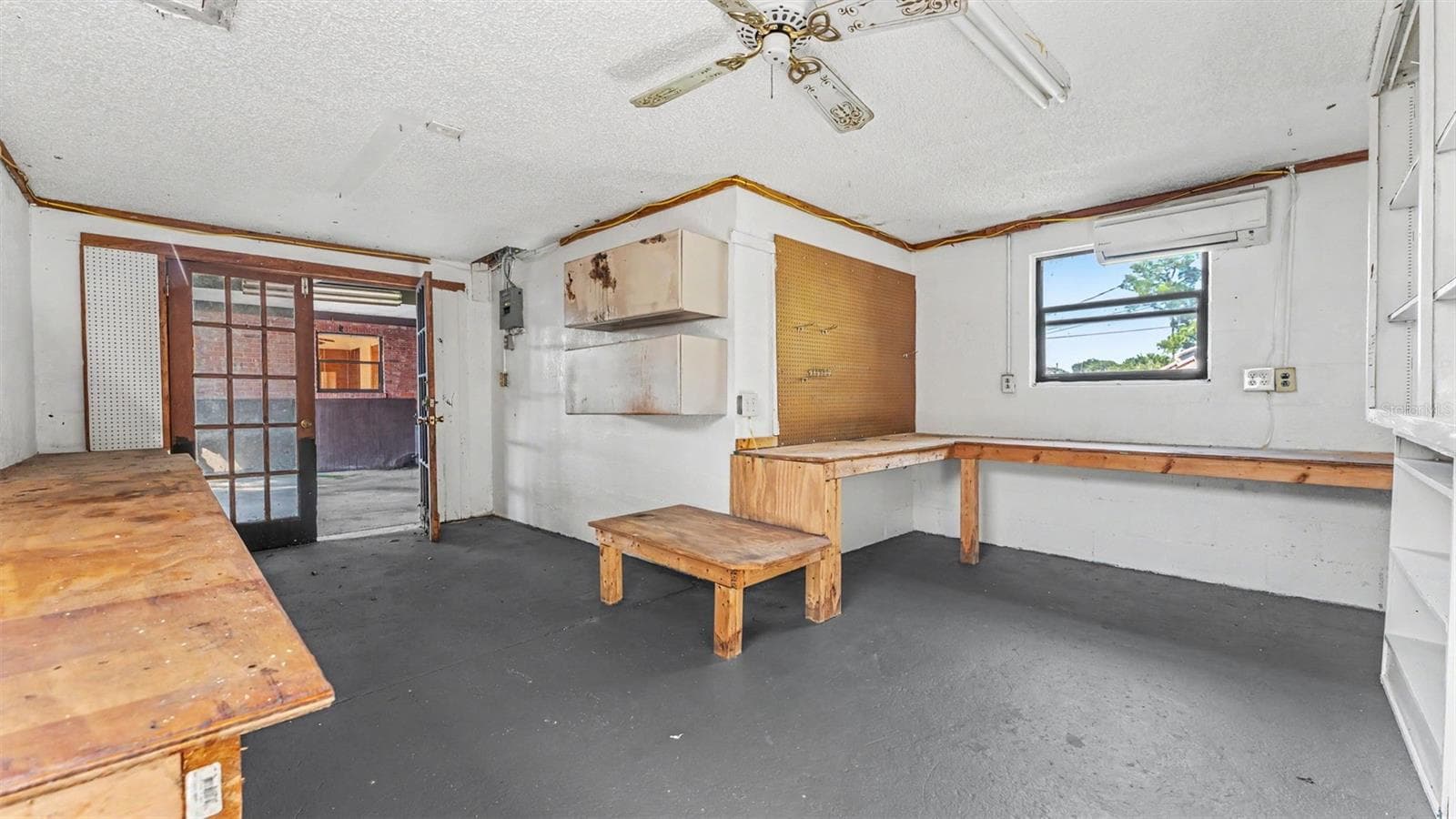 Single Family Residence at 3010 STANHOPE AVE, LAKELAND, photo 38 of 50