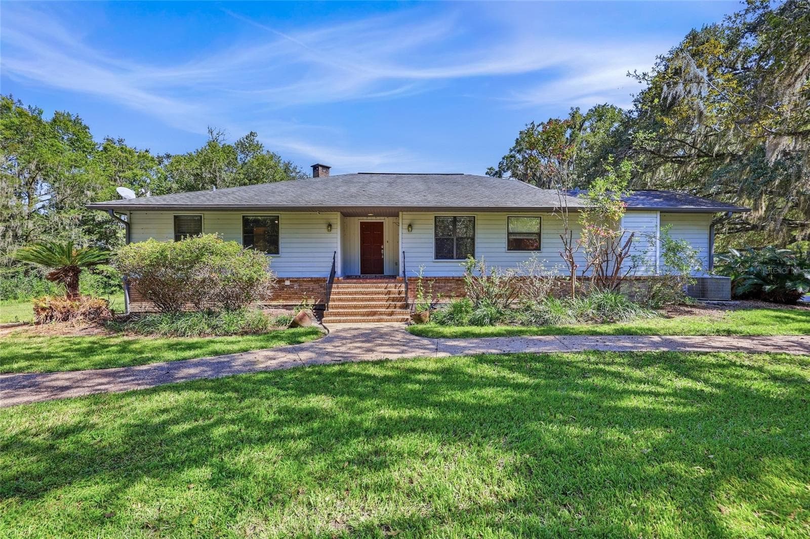 8325 SW 43RD TER