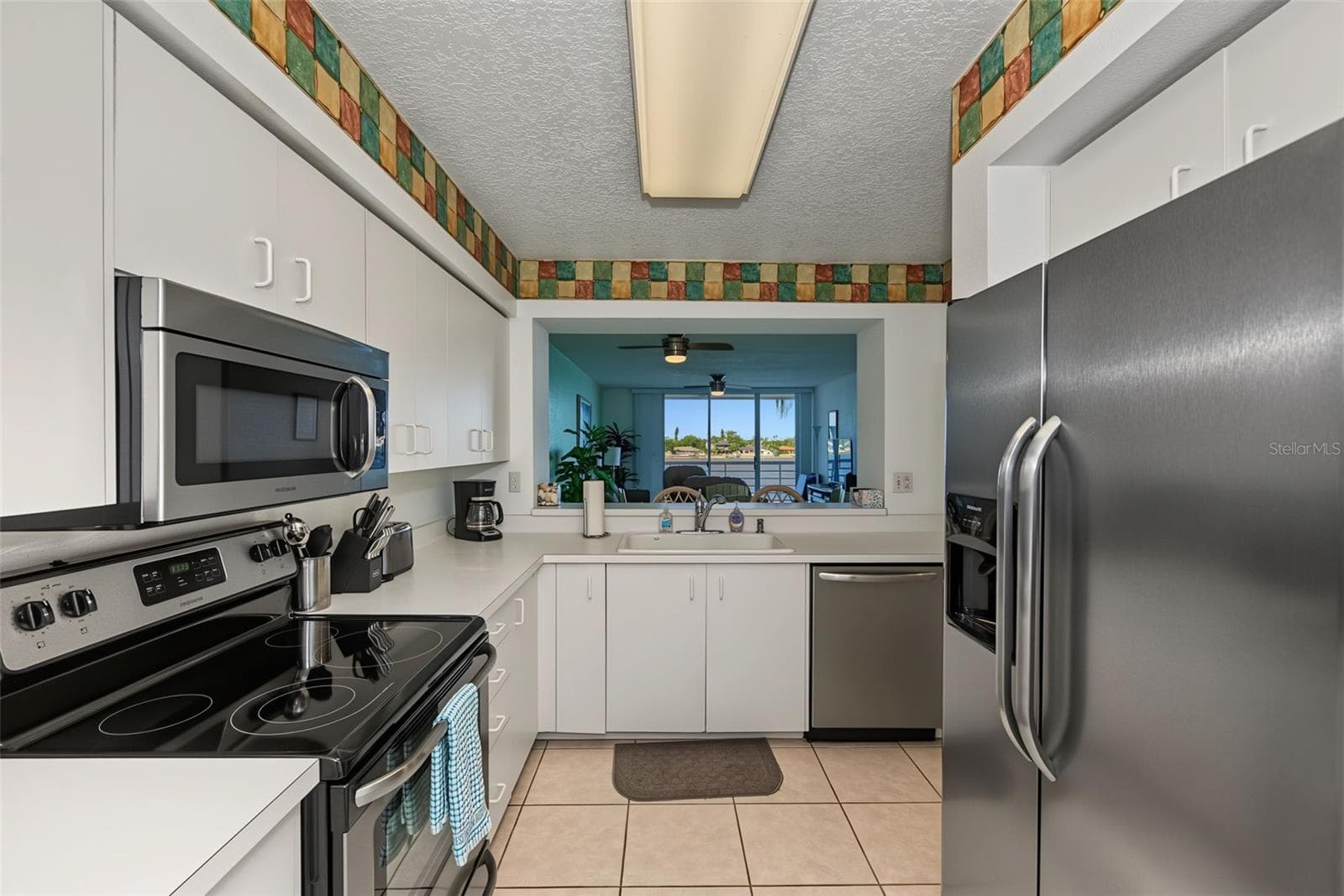 Condominium at 6083 BAHIA DEL MAR CIR #362, ST PETERSBURG, photo 7 of 47