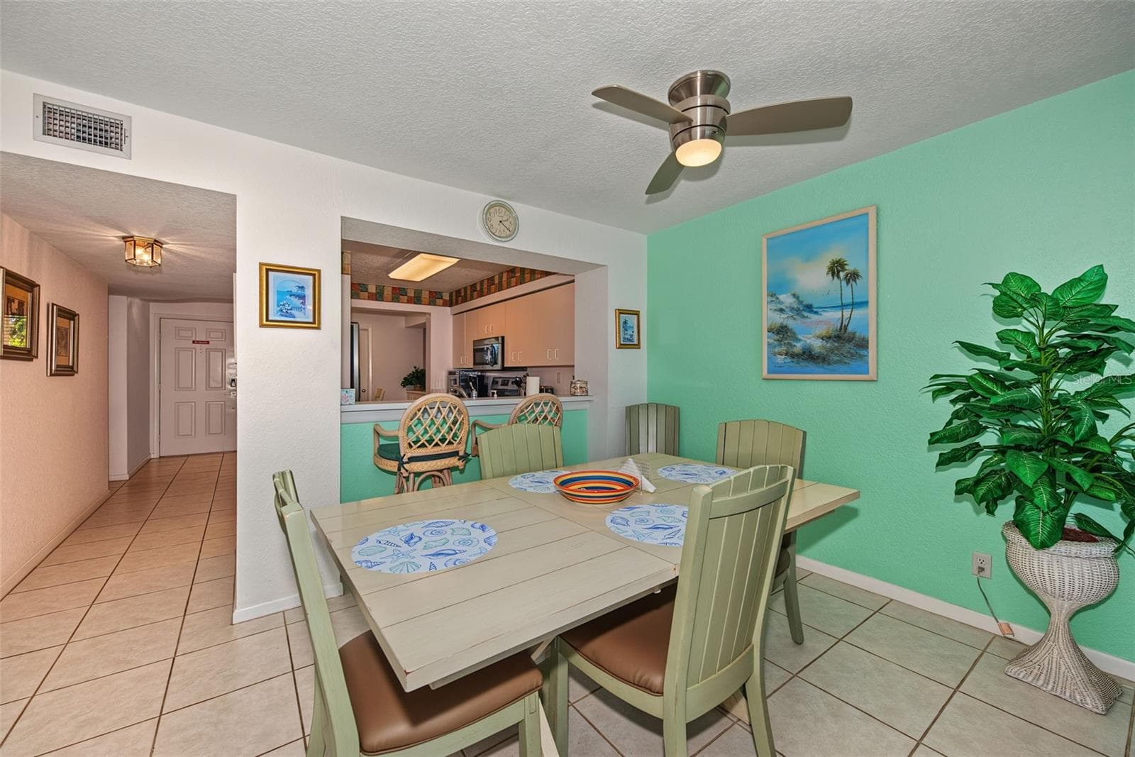 Condominium at 6083 BAHIA DEL MAR CIR #362, ST PETERSBURG, photo 11 of 47