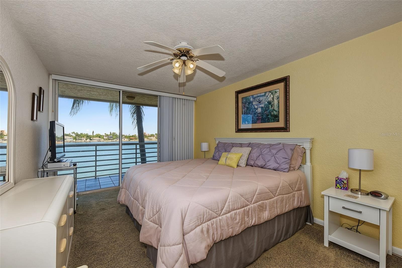 Condominium at 6083 BAHIA DEL MAR CIR #362, ST PETERSBURG, photo 18 of 47