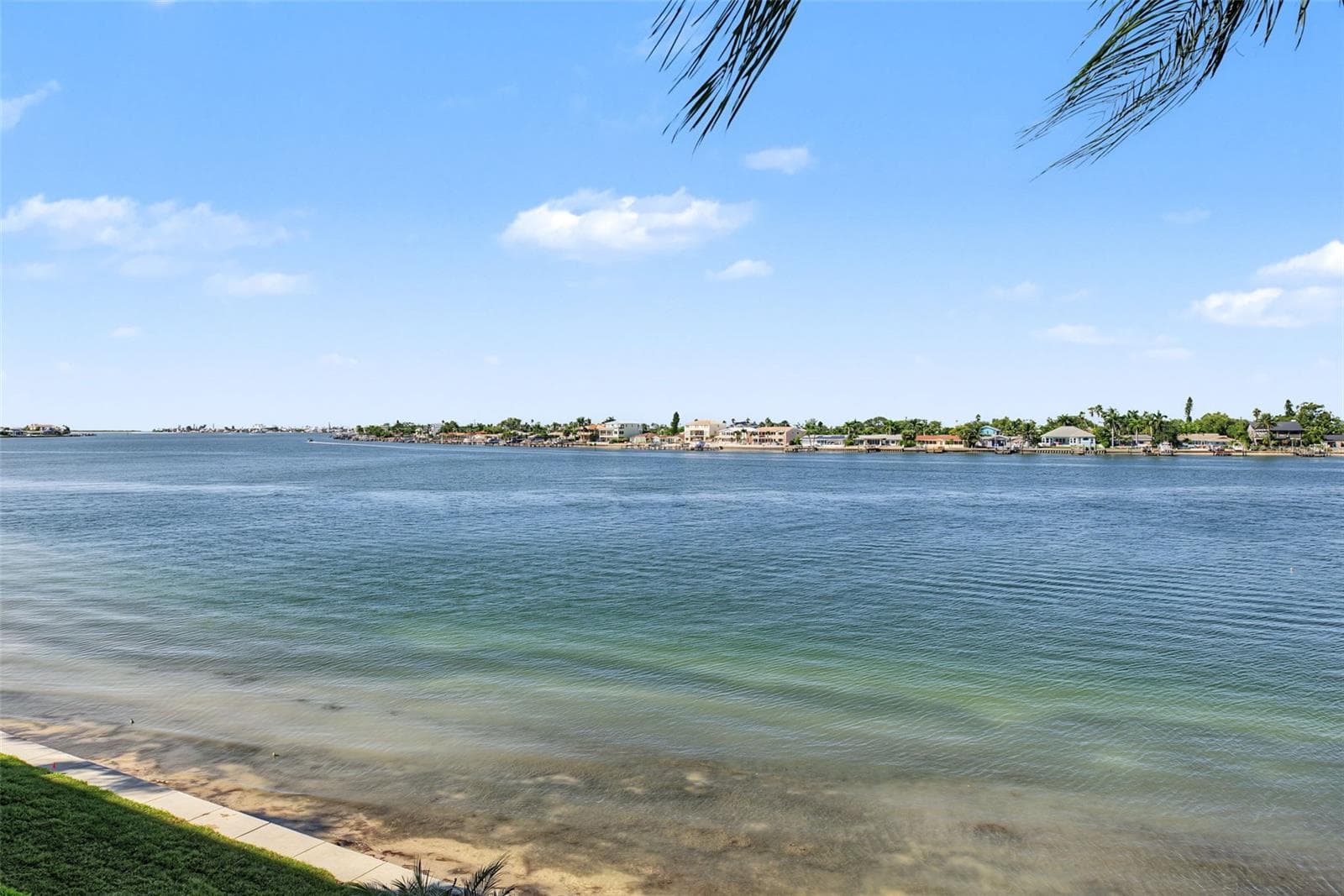 Condominium at 6083 BAHIA DEL MAR CIR #362, ST PETERSBURG, photo 28 of 47