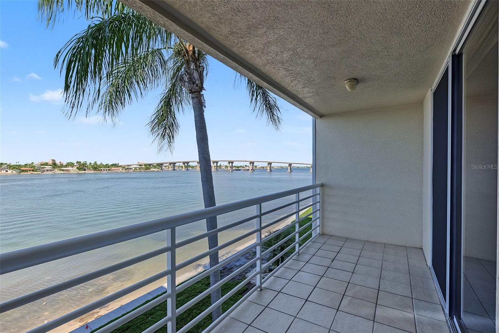 Condominium at 6083 BAHIA DEL MAR CIR #362, ST PETERSBURG, photo 30 of 47