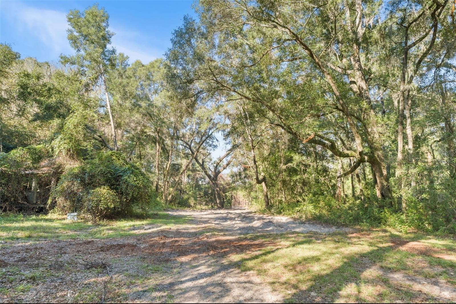 Land at Land, HIGH SPRINGS, photo 2 of 19