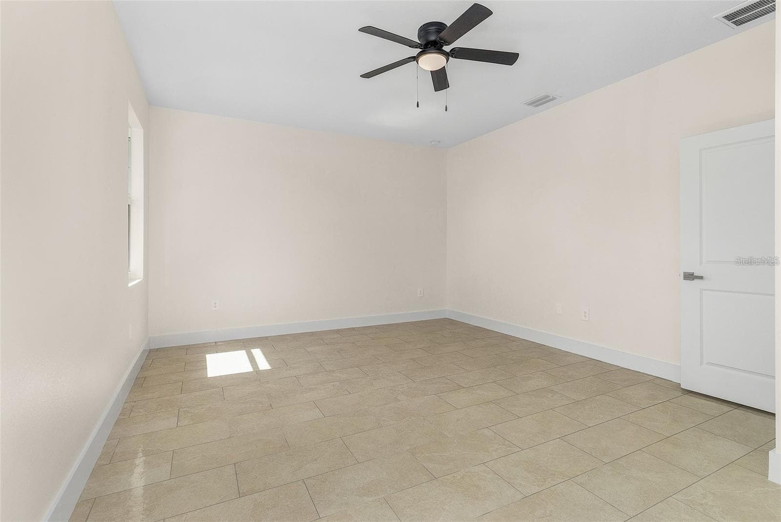 Single Family Residence at 162 APOLLO DR, ROTONDA WEST, photo 12 of 22