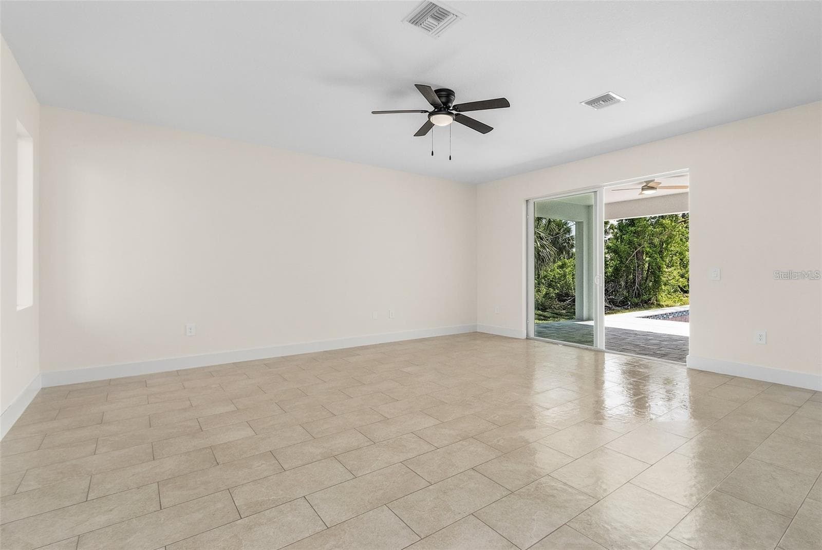 Single Family Residence at 162 APOLLO DR, ROTONDA WEST, photo 17 of 22