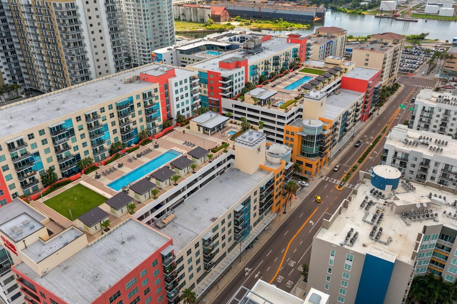 1208 E KENNEDY BLVD #723