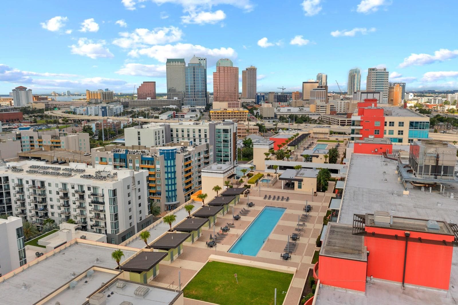 Condominium at 1208 E KENNEDY BLVD #723, TAMPA, photo 5 of 27