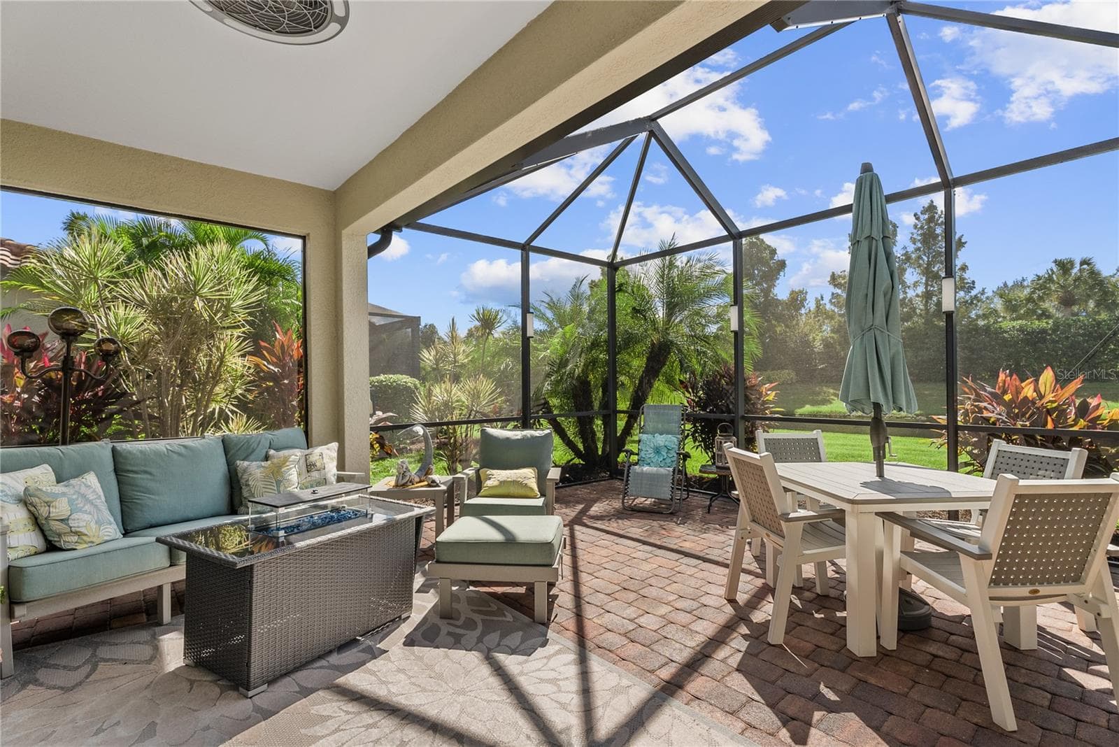Extended lanai covered area and screen - 7122 MARSH VIEW TER, BRADENTON