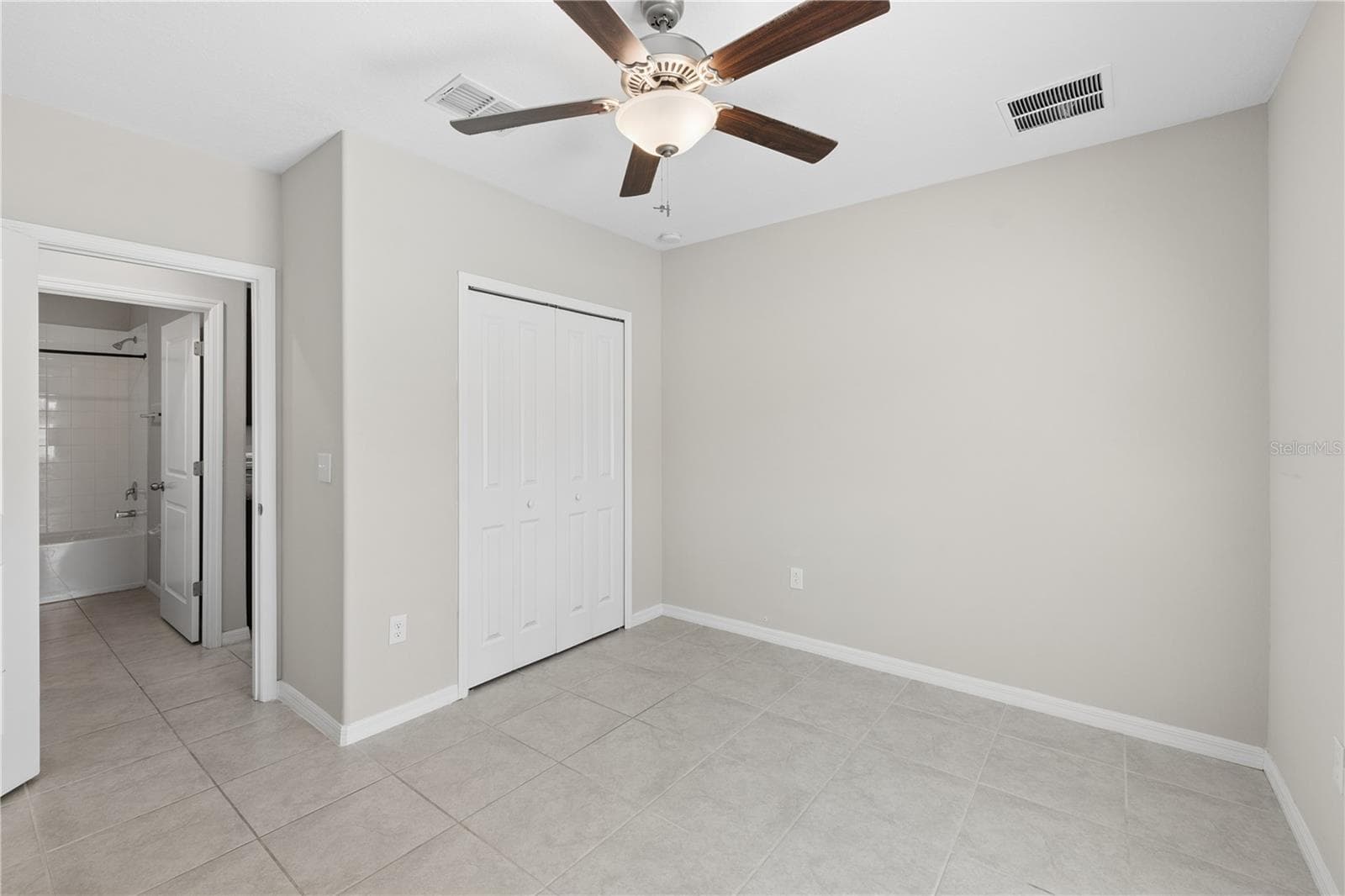 Single Family Residence at 7207 RONNIE GARDENS CT, TAMPA, photo 24 of 38