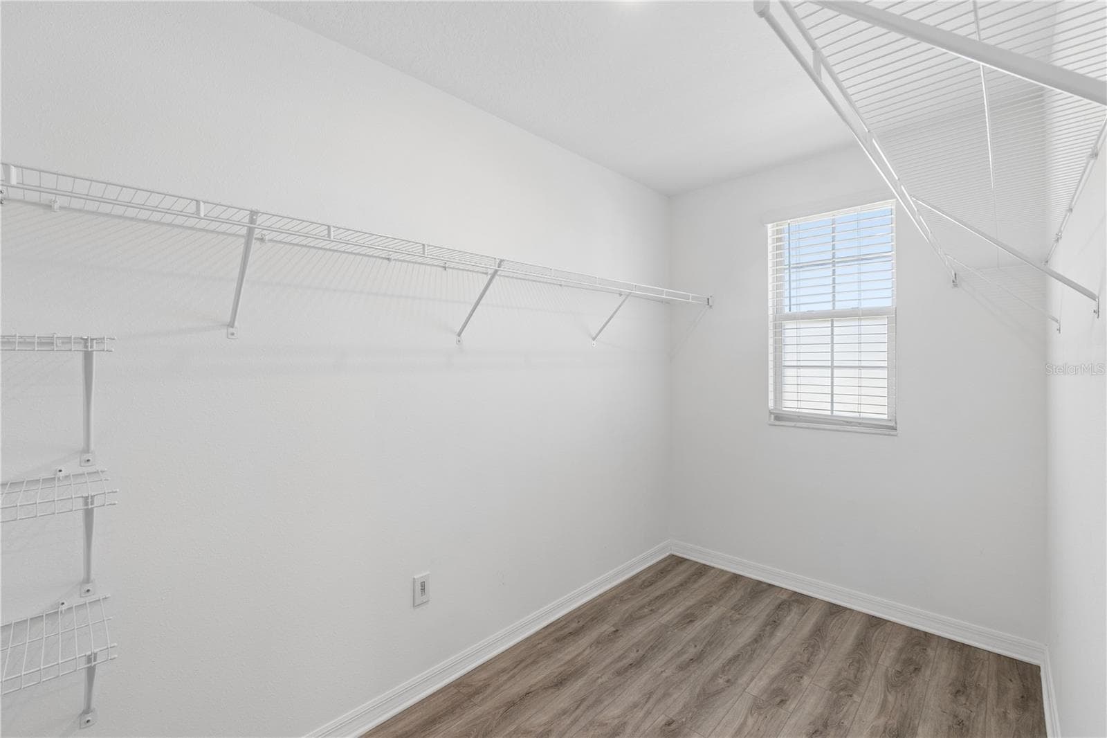 Single Family Residence at 7207 RONNIE GARDENS CT, TAMPA, photo 31 of 38