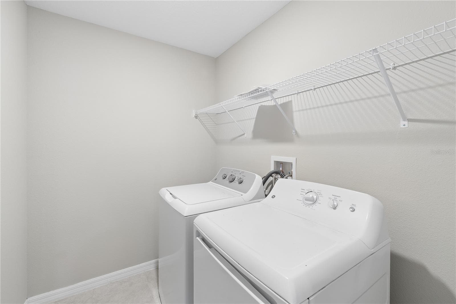 Single Family Residence at 7207 RONNIE GARDENS CT, TAMPA, photo 37 of 38