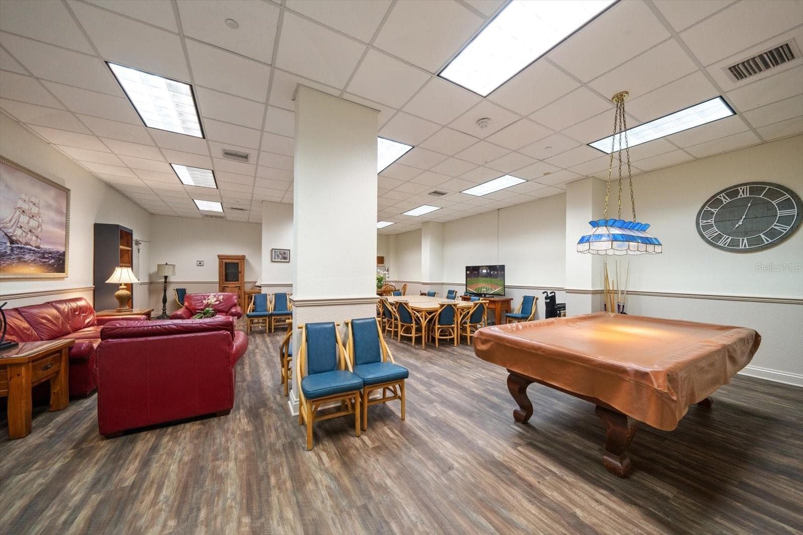Entertain your guests or yourselves here in the community room. - 400 ISLAND WAY #904, CLEARWATER BEACH