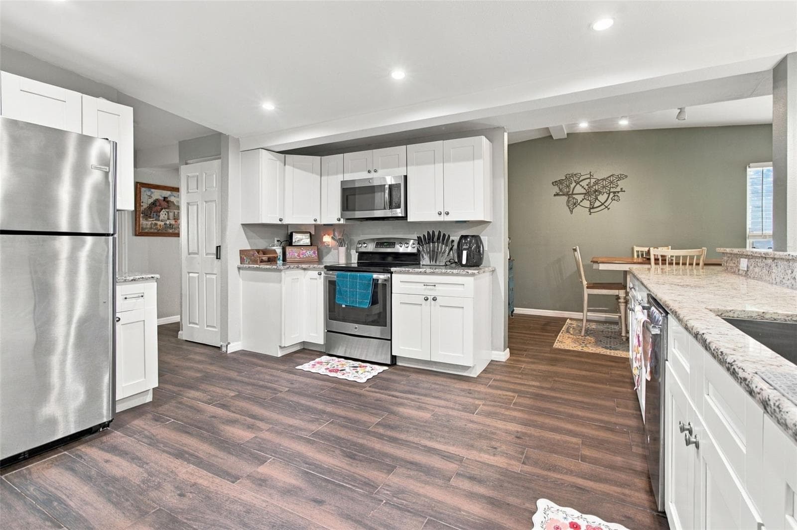 Single Family Residence at 1922 BEACHWAY LN, ODESSA, photo 20 of 78
