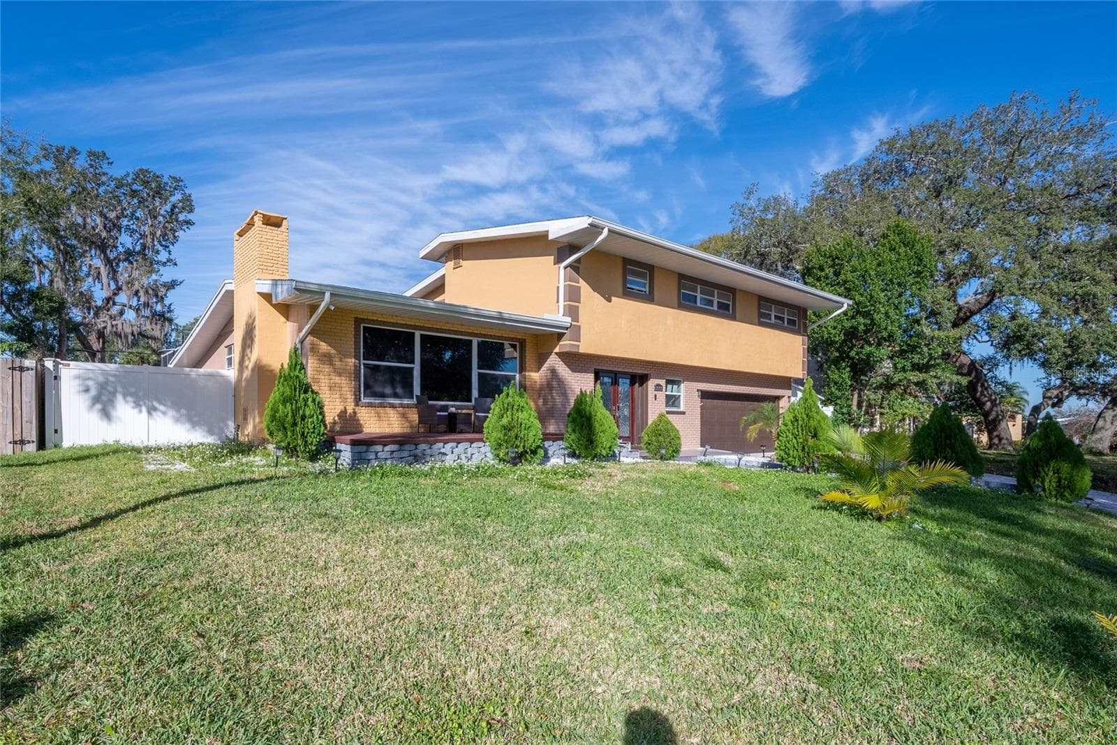 Single Family Residence at 5006 MONET AVE, BELLE ISLE, photo 3 of 44