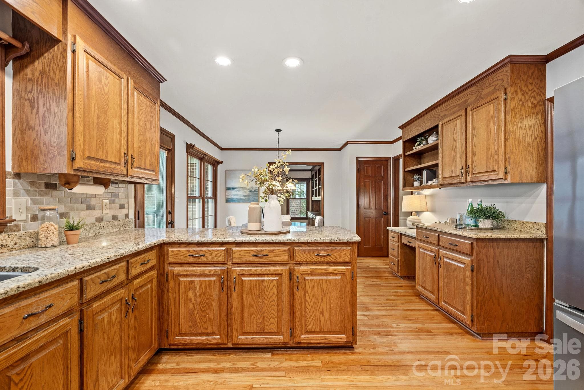 Single Family Residence at 2716 Oldenway Drive, Charlotte, photo 10 of 45