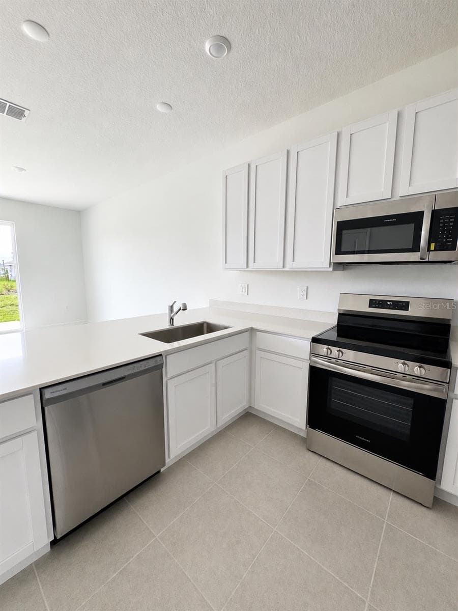 Townhouse at 2641 SKYLINE LOOP, KISSIMMEE, photo 7 of 21