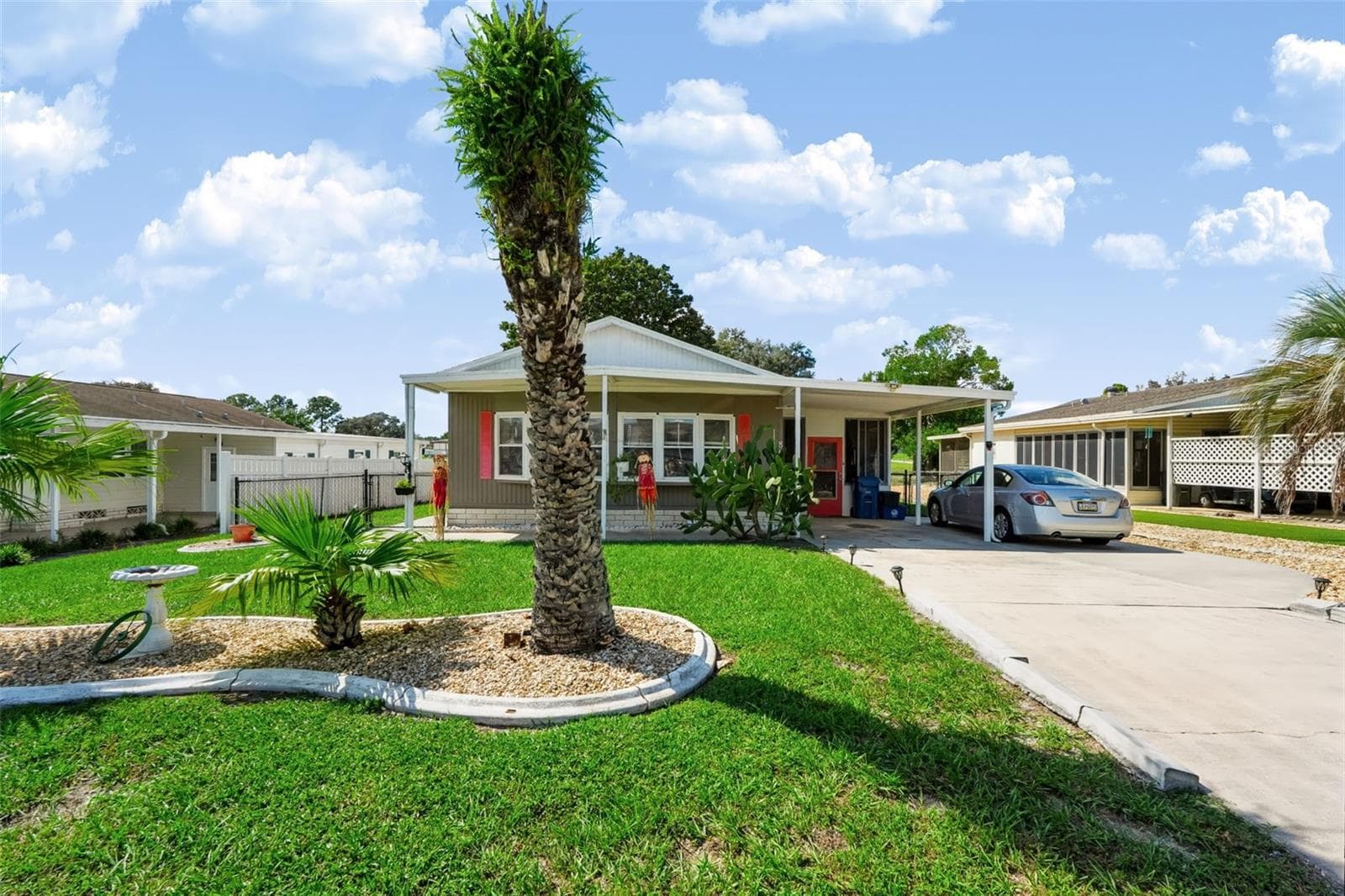 Single Family Residence at 8481 DICKENS AVE, BROOKSVILLE, photo 2 of 39