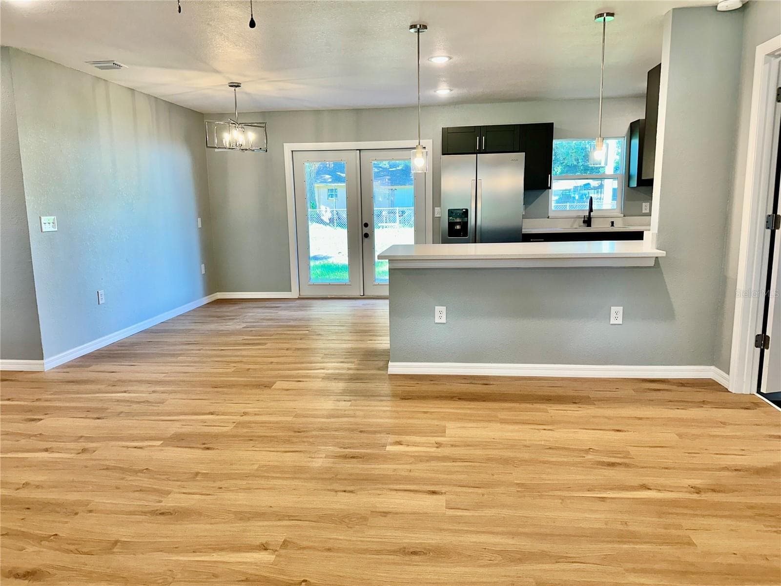 Single Family Residence at 503 WILLIAM AVE, WINTER HAVEN, photo 3 of 25