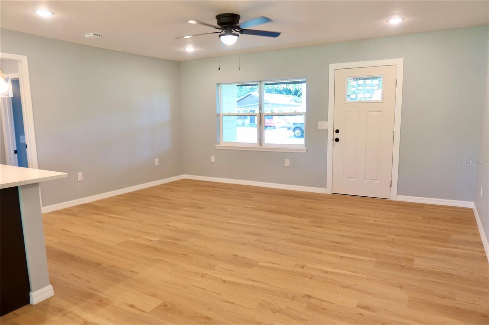 Single Family Residence at 503 WILLIAM AVE, WINTER HAVEN, photo 6 of 25