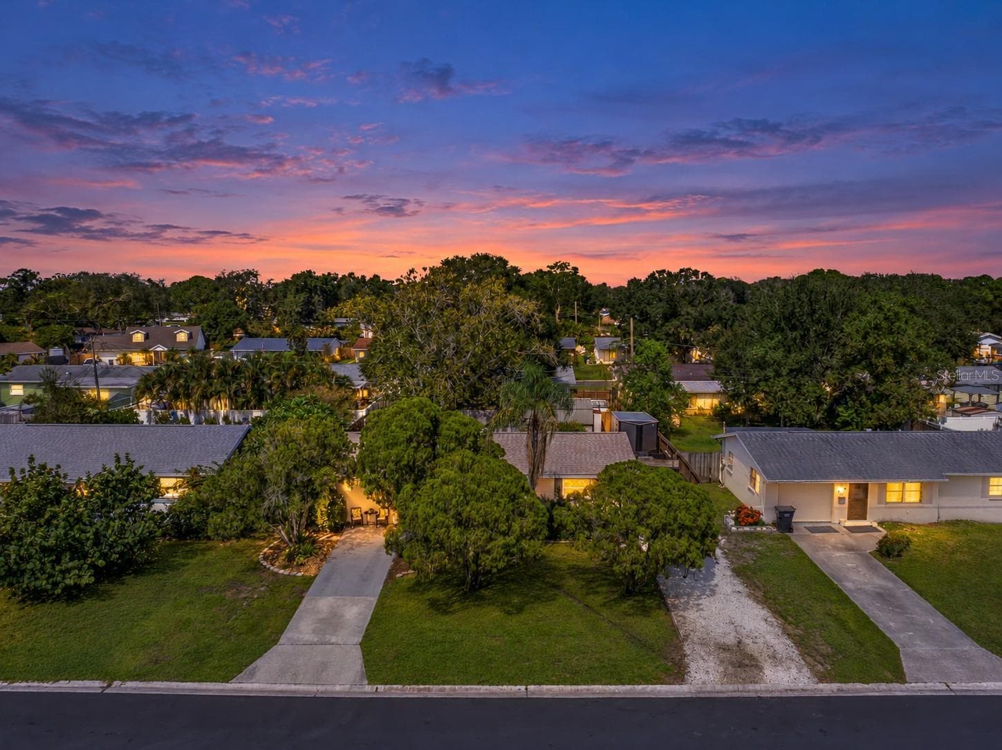 This hidden gem is ready to shine for the next owner! - 2573 62ND TER N, ST PETERSBURG