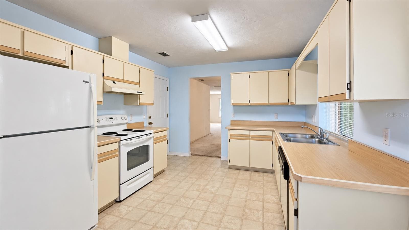 Kitchen - 115 CIRCLING WOOD CT, PORT ORANGE