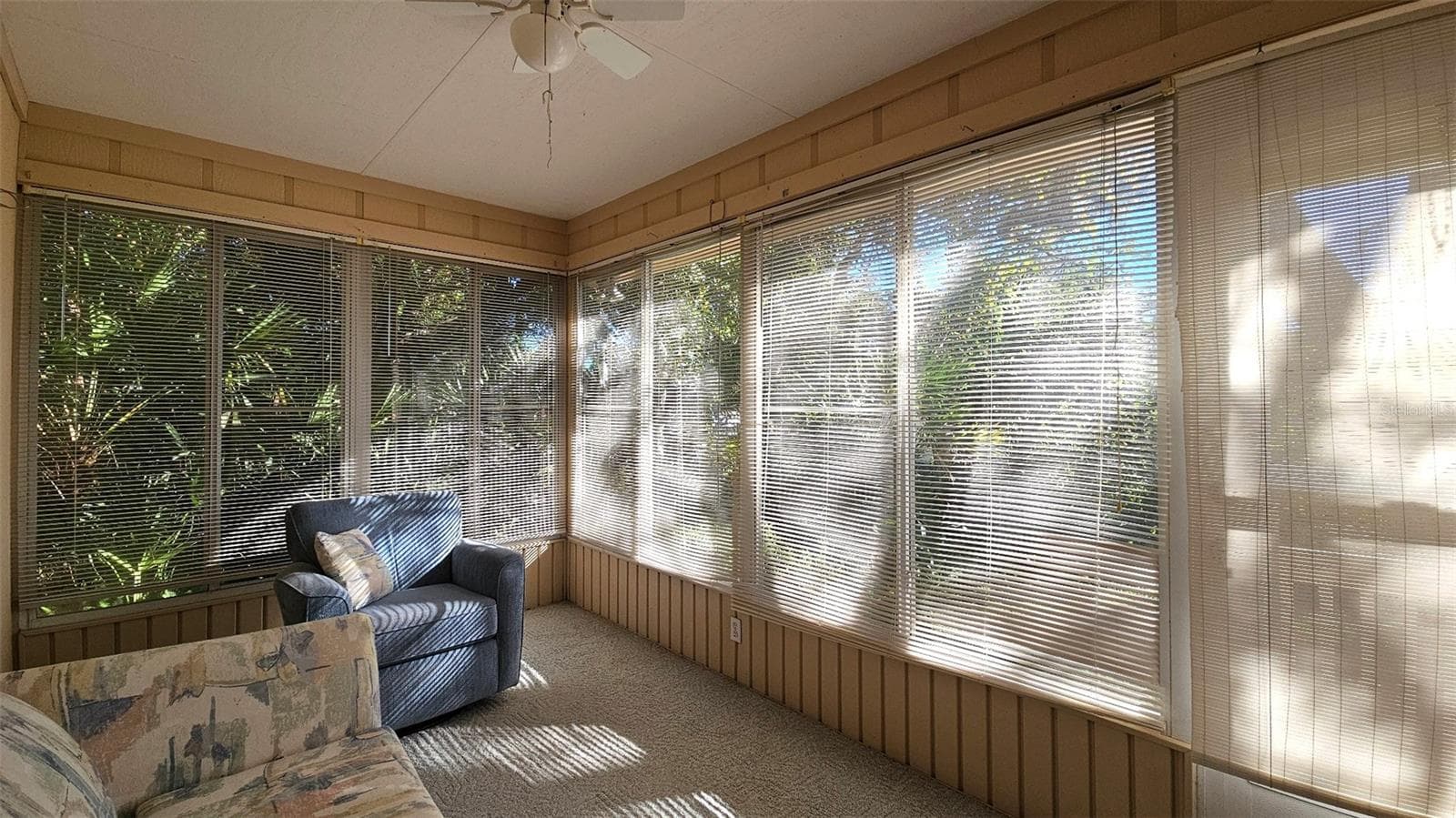 Enclosed Porch - 115 CIRCLING WOOD CT, PORT ORANGE