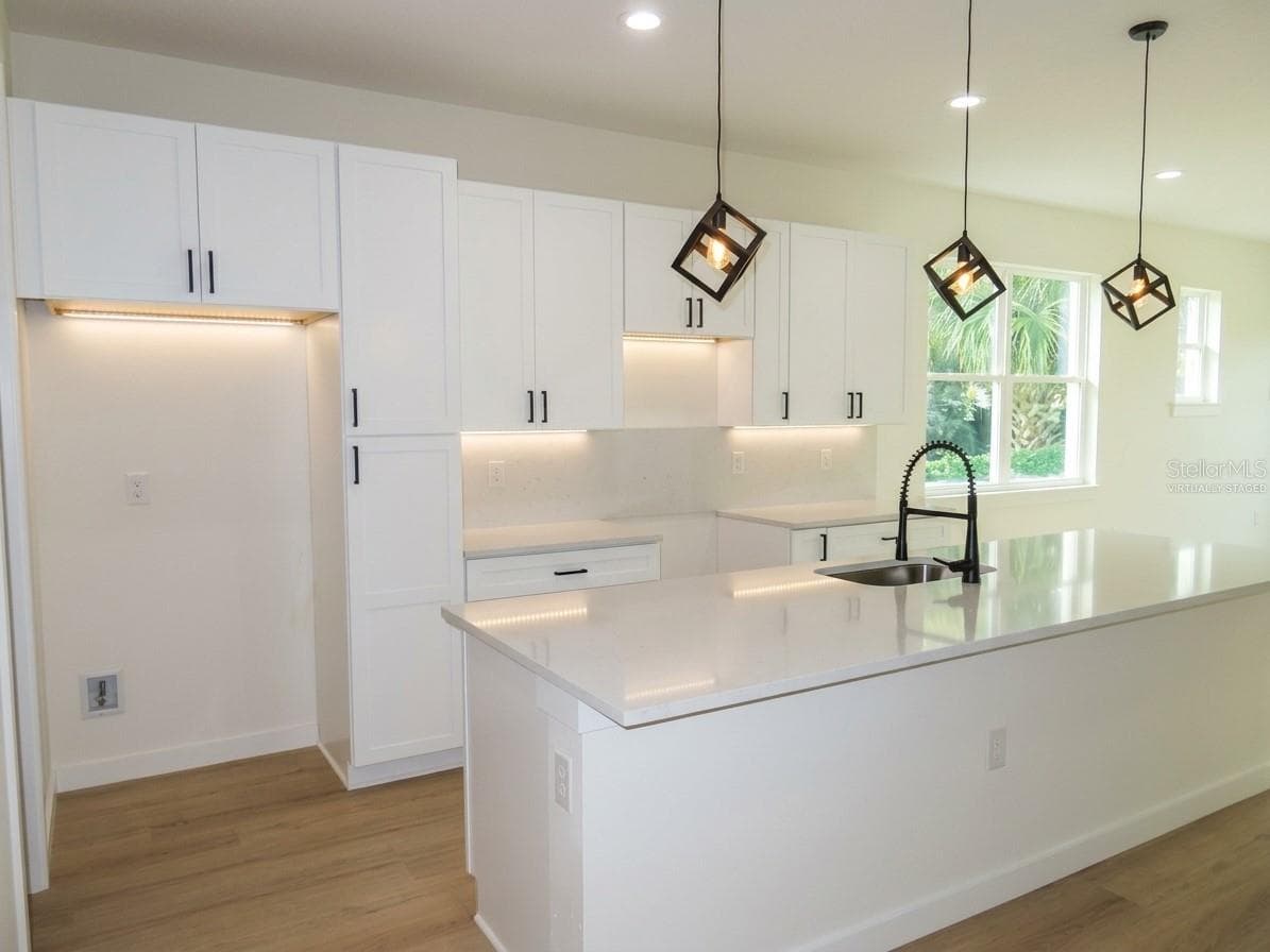 Virtually Staged - 4517 AMERICA ST, ORLANDO
