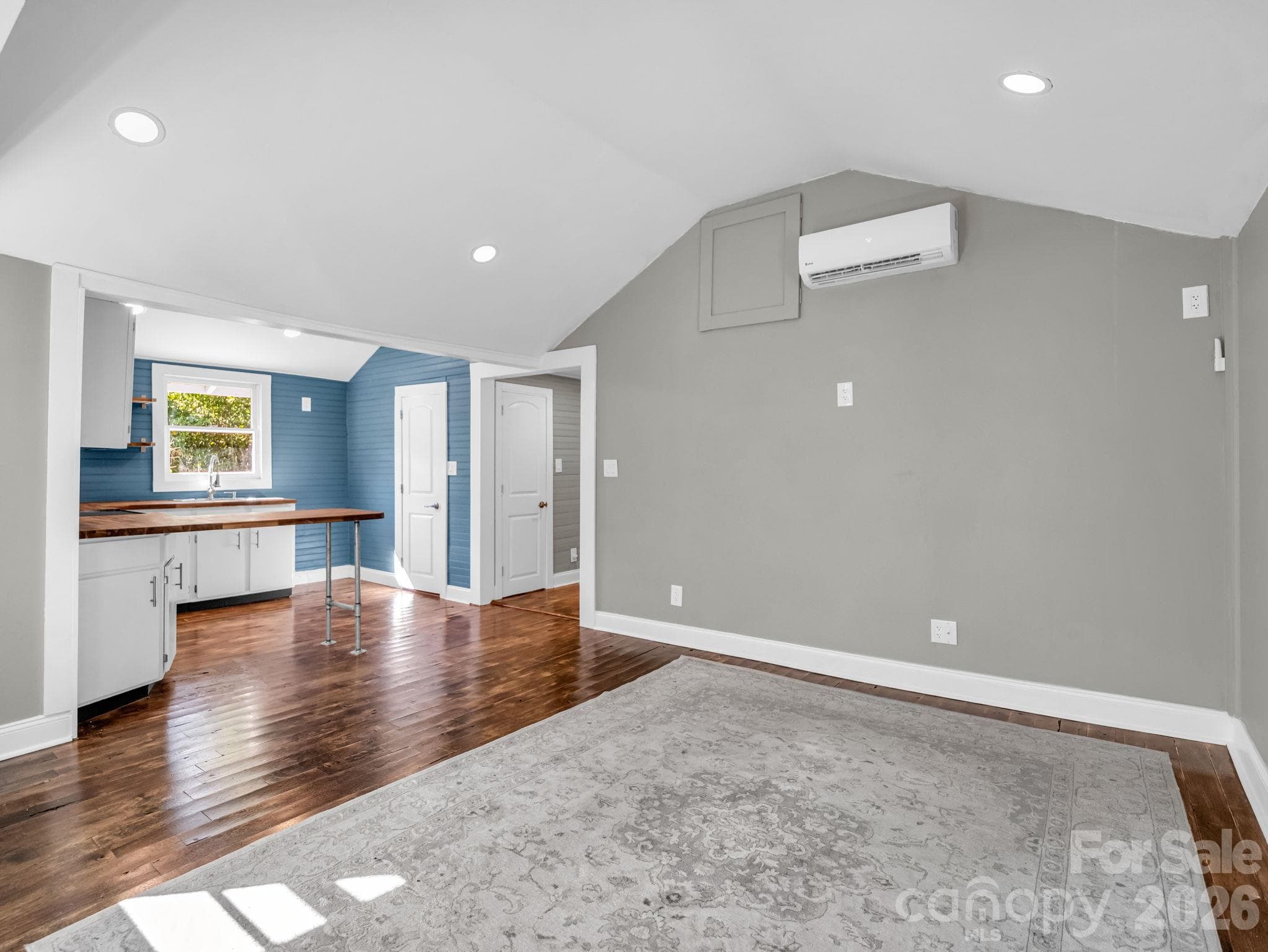 Living room is open to the kitchen - 51 Shepherd Street, Tryon