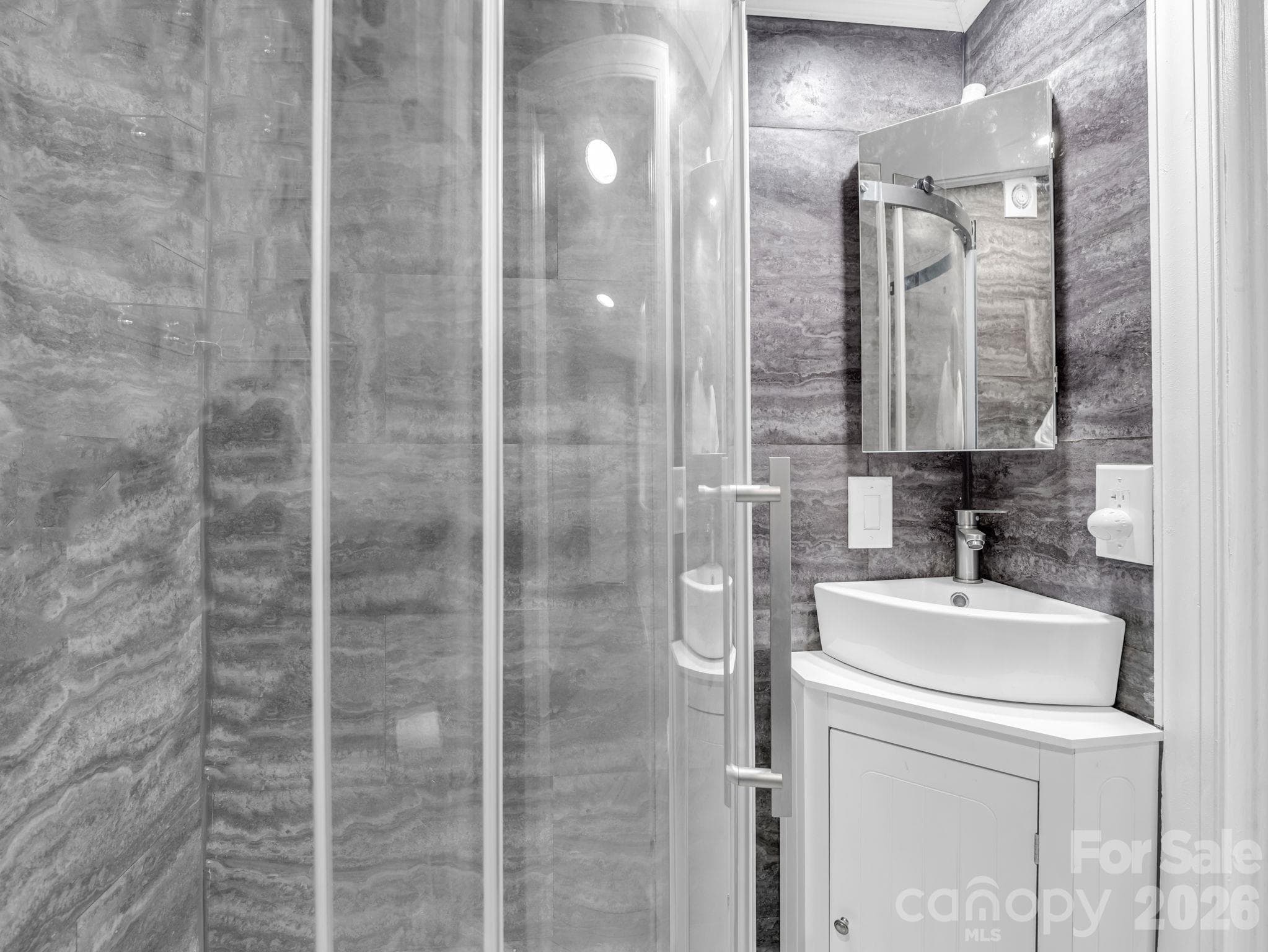 Bathroom #2 - 51 Shepherd Street, Tryon