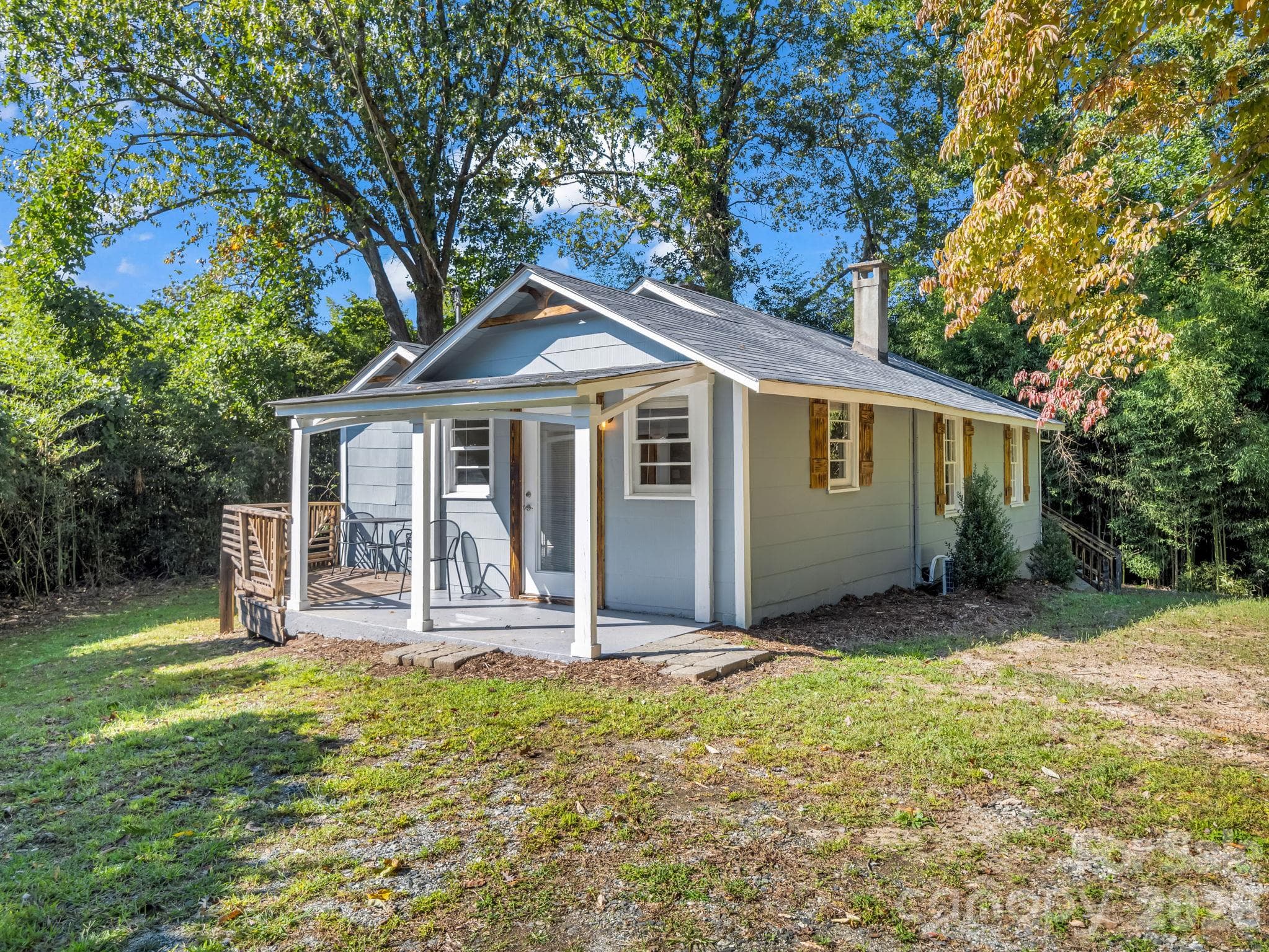 One level - 51 Shepherd Street, Tryon