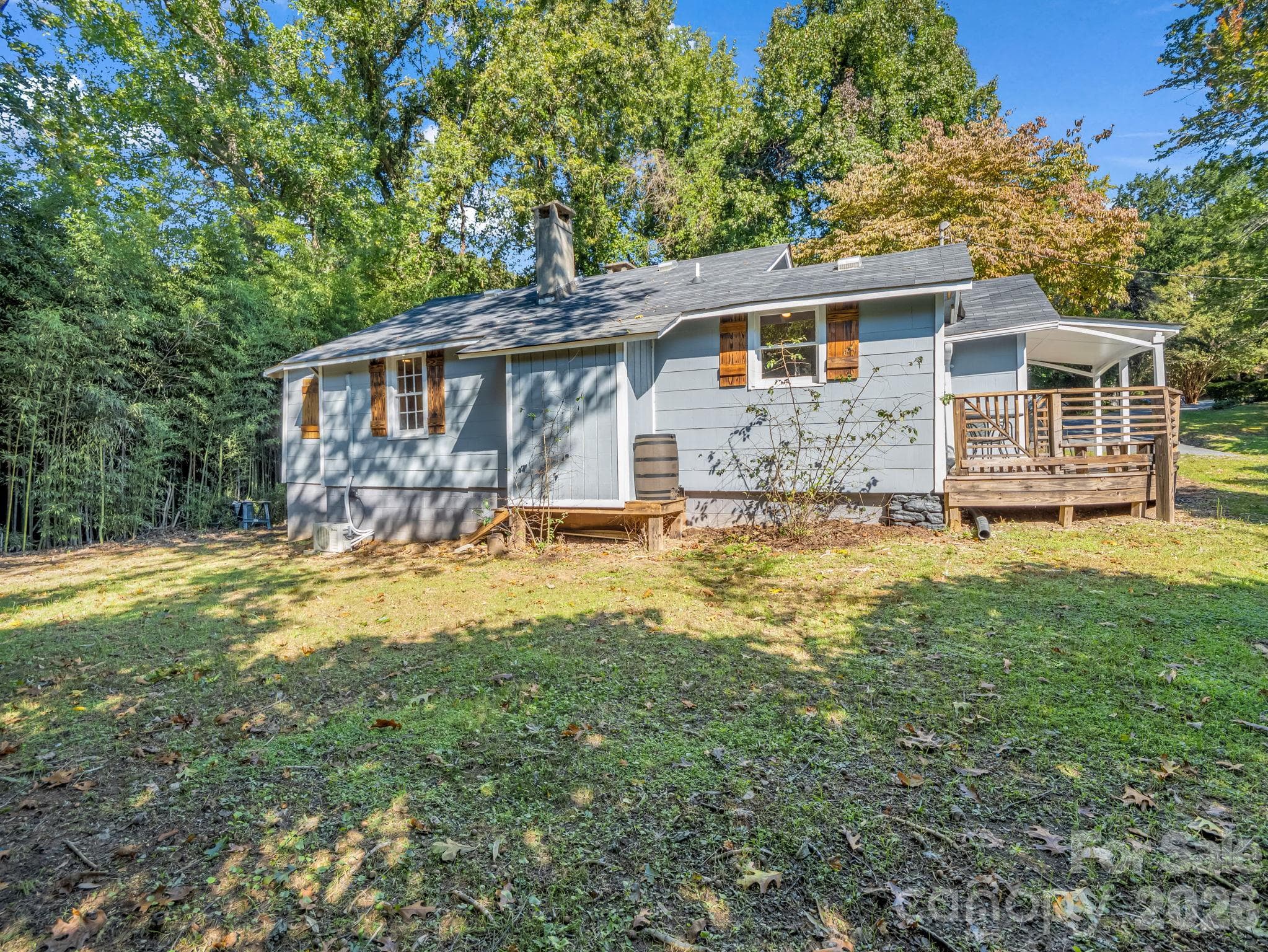Level yard - 51 Shepherd Street, Tryon