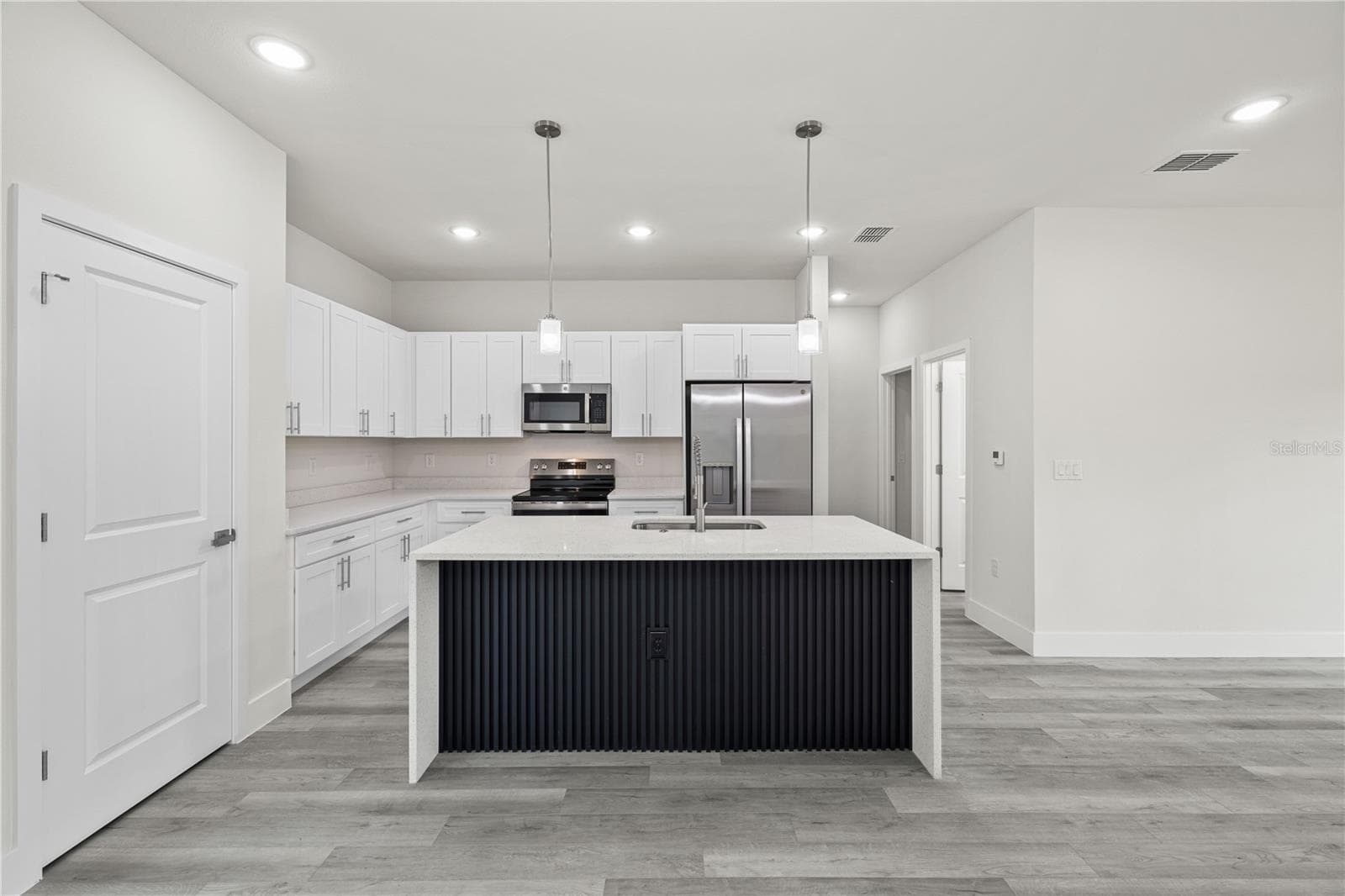 Single Family Residence at 1789 SW VIBURNUM RD, DUNNELLON, photo 10 of 35