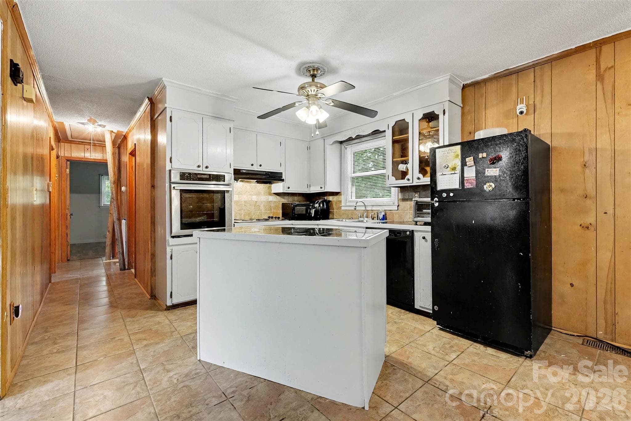 Single Family Residence at 393 Carson Drive, Gastonia, photo 11 of 22