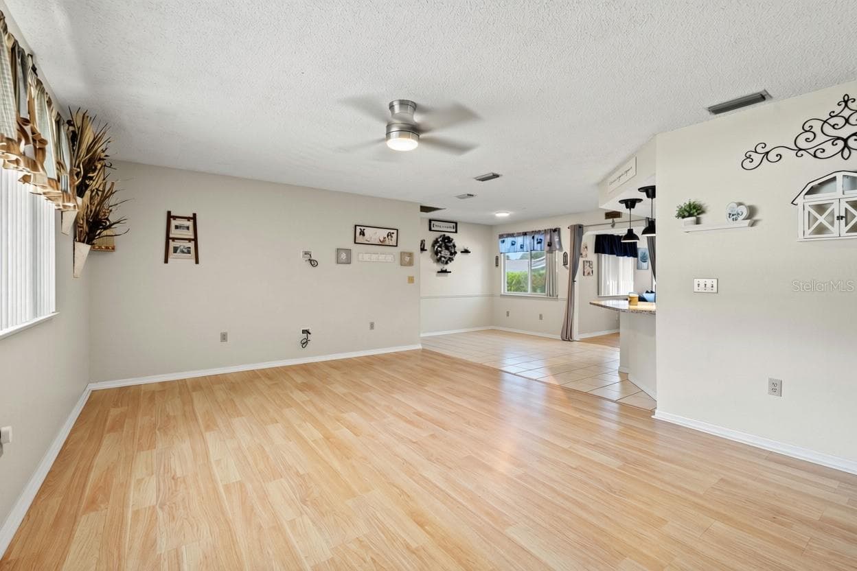 Living Room - 11530 SW 84TH AVENUE RD, OCALA