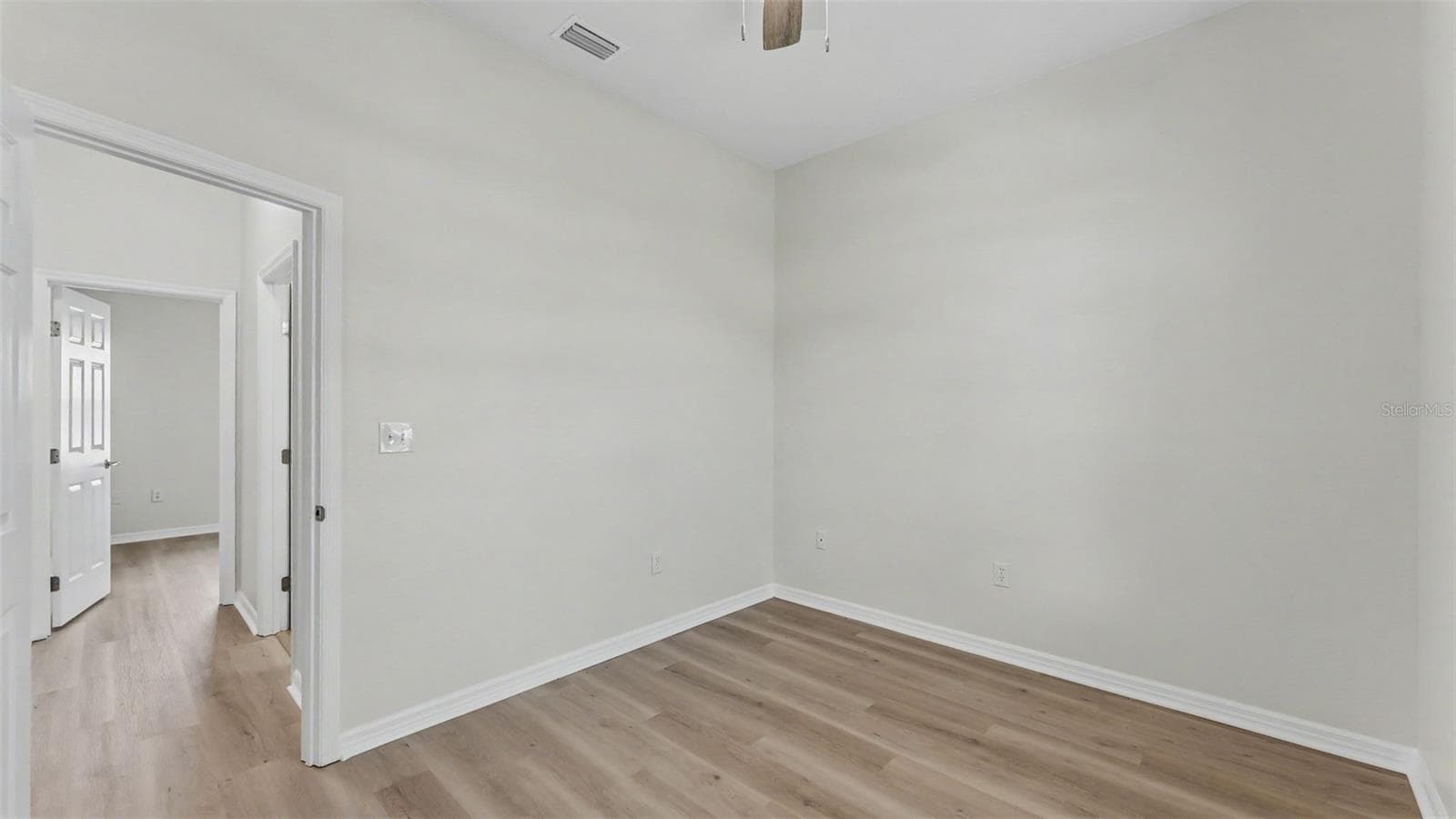Single Family Residence at 117 HARBOR WAY, AUBURNDALE, photo 16 of 66