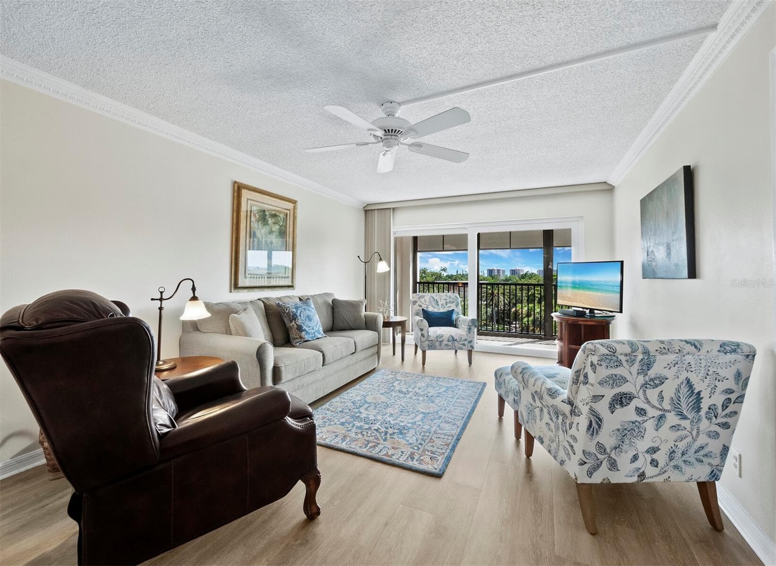 Condominium at 512 W VENICE AVE #607, VENICE, photo 11 of 59