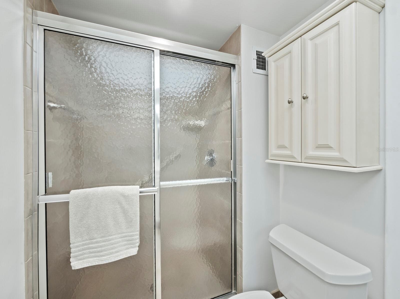 Primary bathroom - 512 W VENICE AVE #607, VENICE
