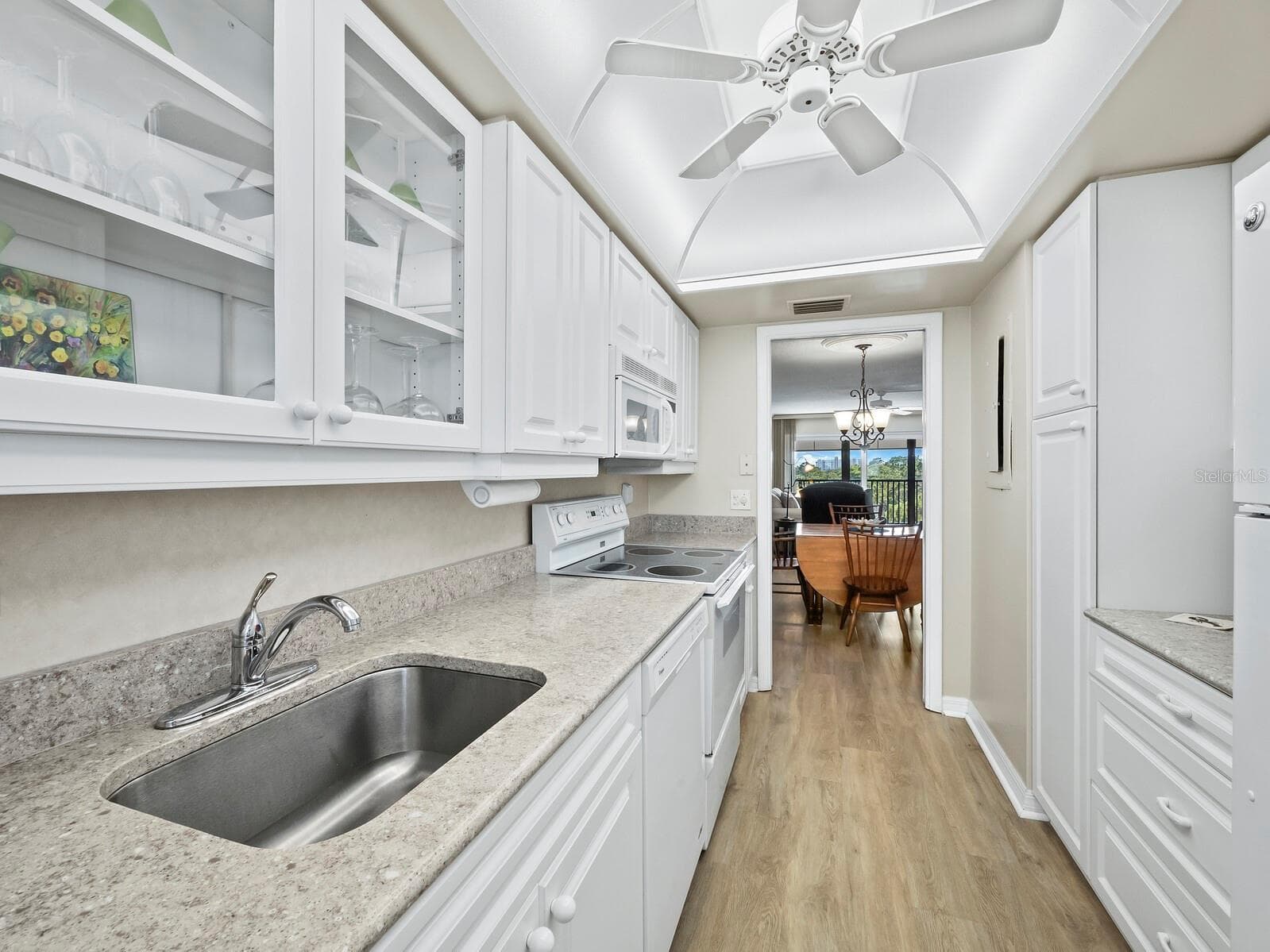 Condominium at 512 W VENICE AVE #607, VENICE, photo 17 of 59