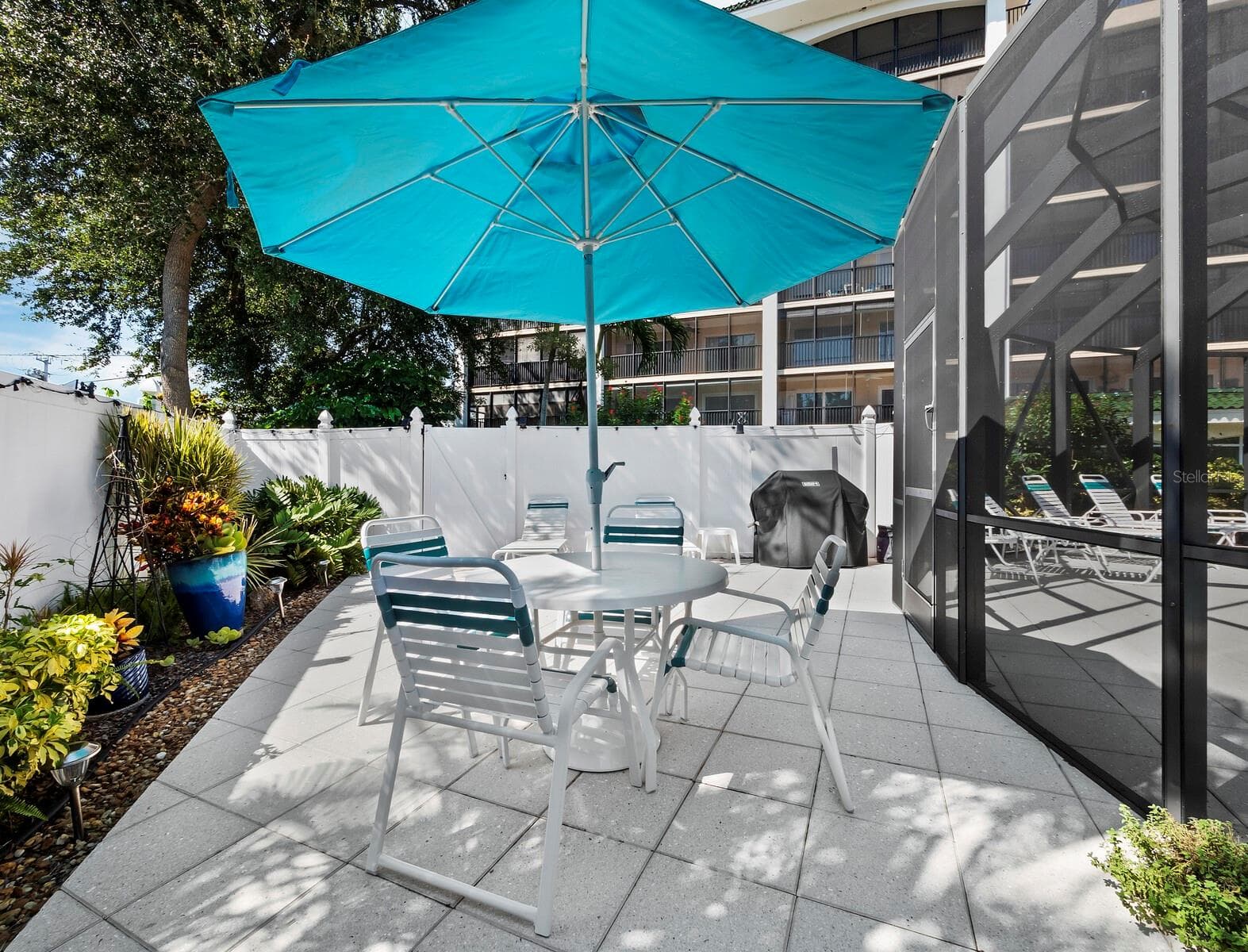 Community grill area - 512 W VENICE AVE #607, VENICE