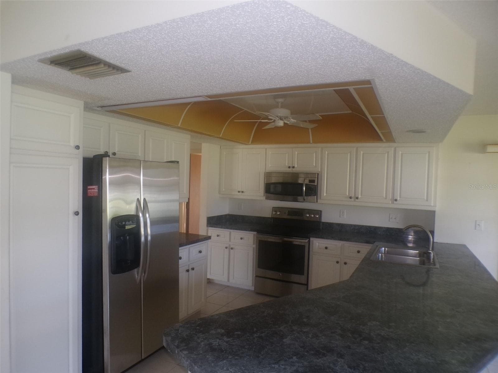 Single Family Residence at 2490 ENGLEWOOD RD, ENGLEWOOD, photo 4 of 24