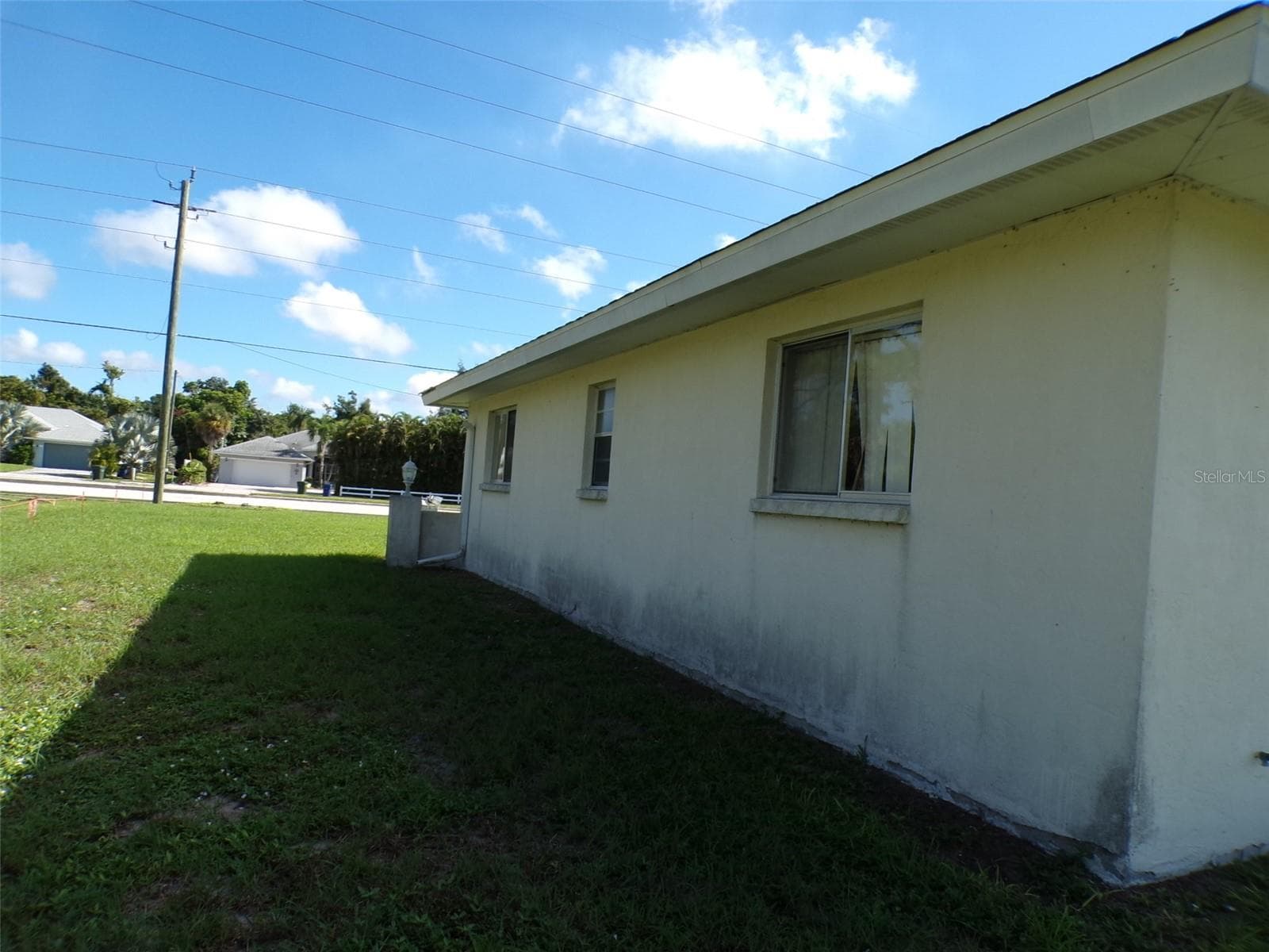 Single Family Residence at 2490 ENGLEWOOD RD, ENGLEWOOD, photo 23 of 24
