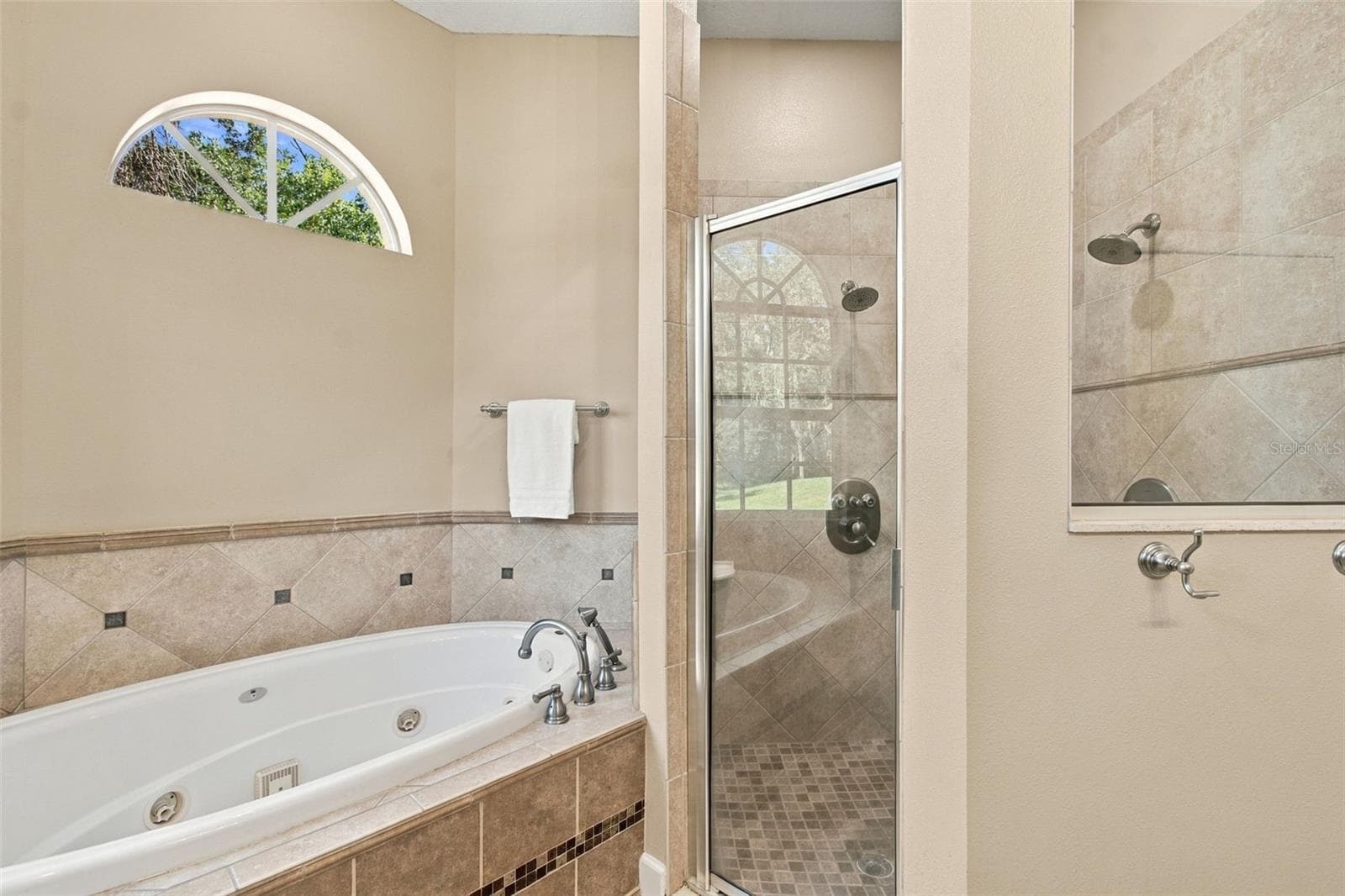 Single Family Residence at 13887 GAVIN RD, DOVER, photo 45 of 96